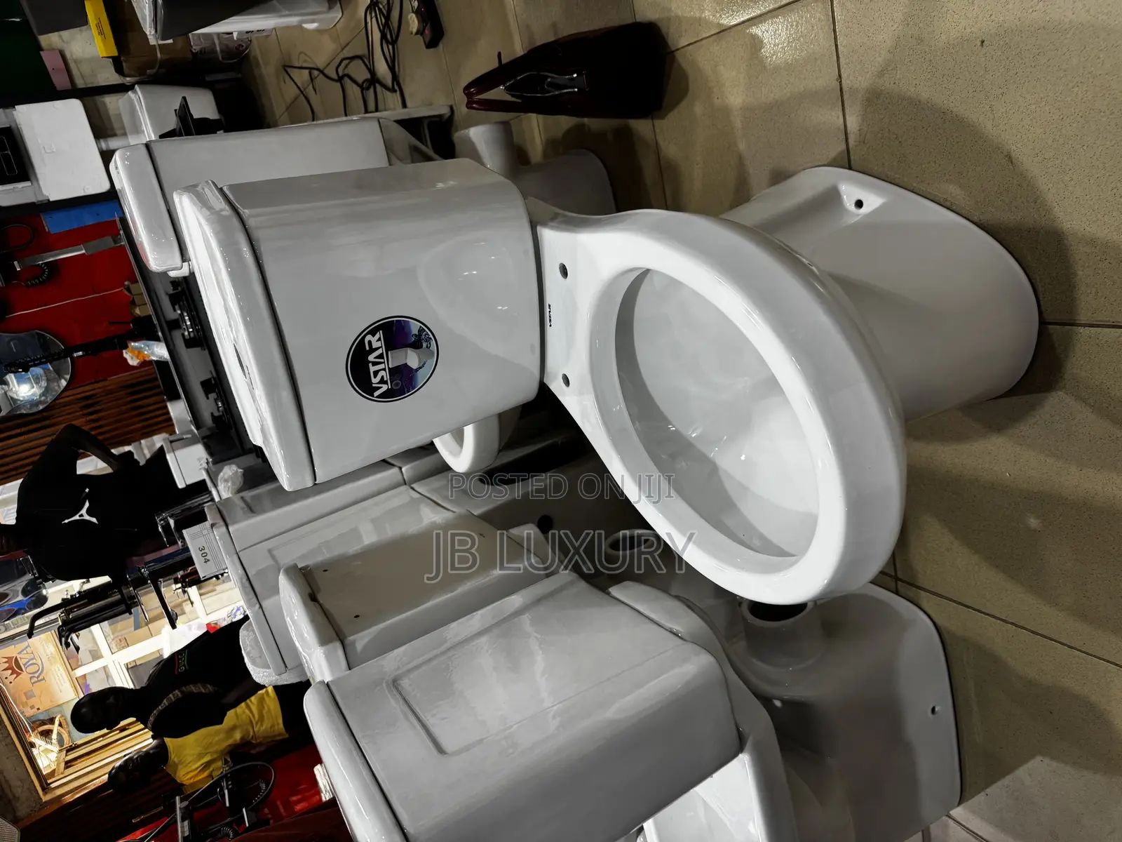 Complete Set Toilet Seat With With Basin and Stand