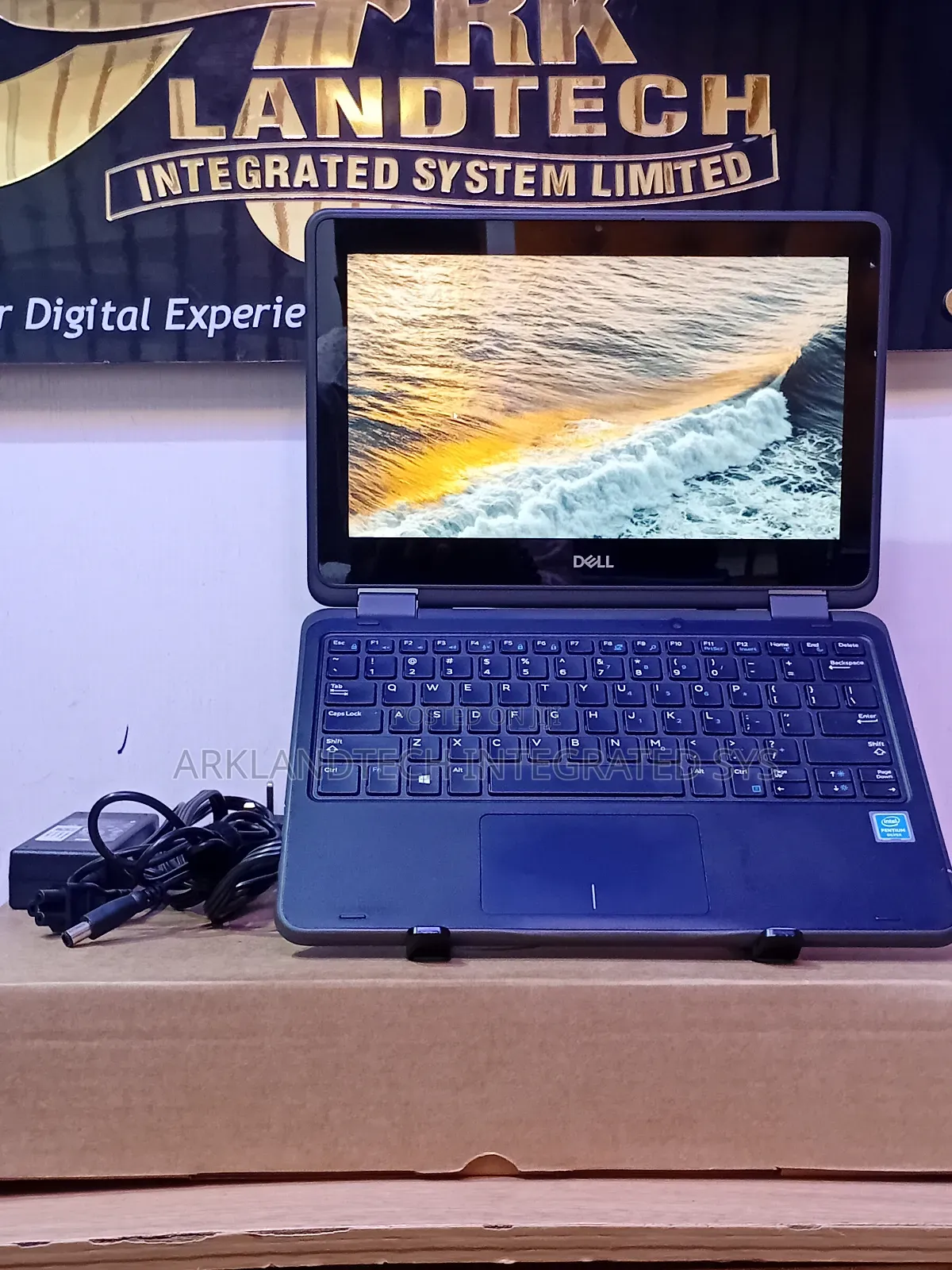 Laptop Dell Latitude 3480 8GB Intel Pentium SSD 128GB