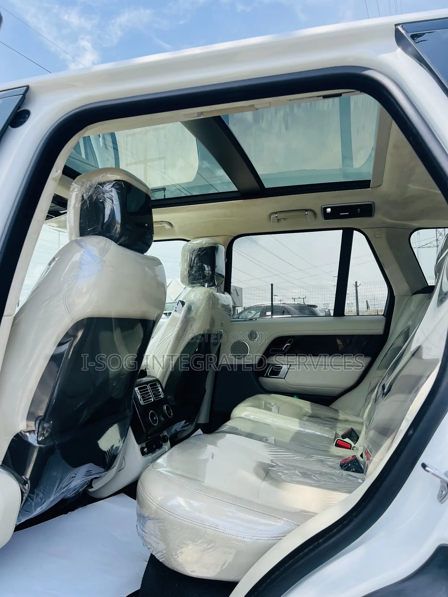 Land Rover Range Rover 5.0L V8 Supercharged 2019 White