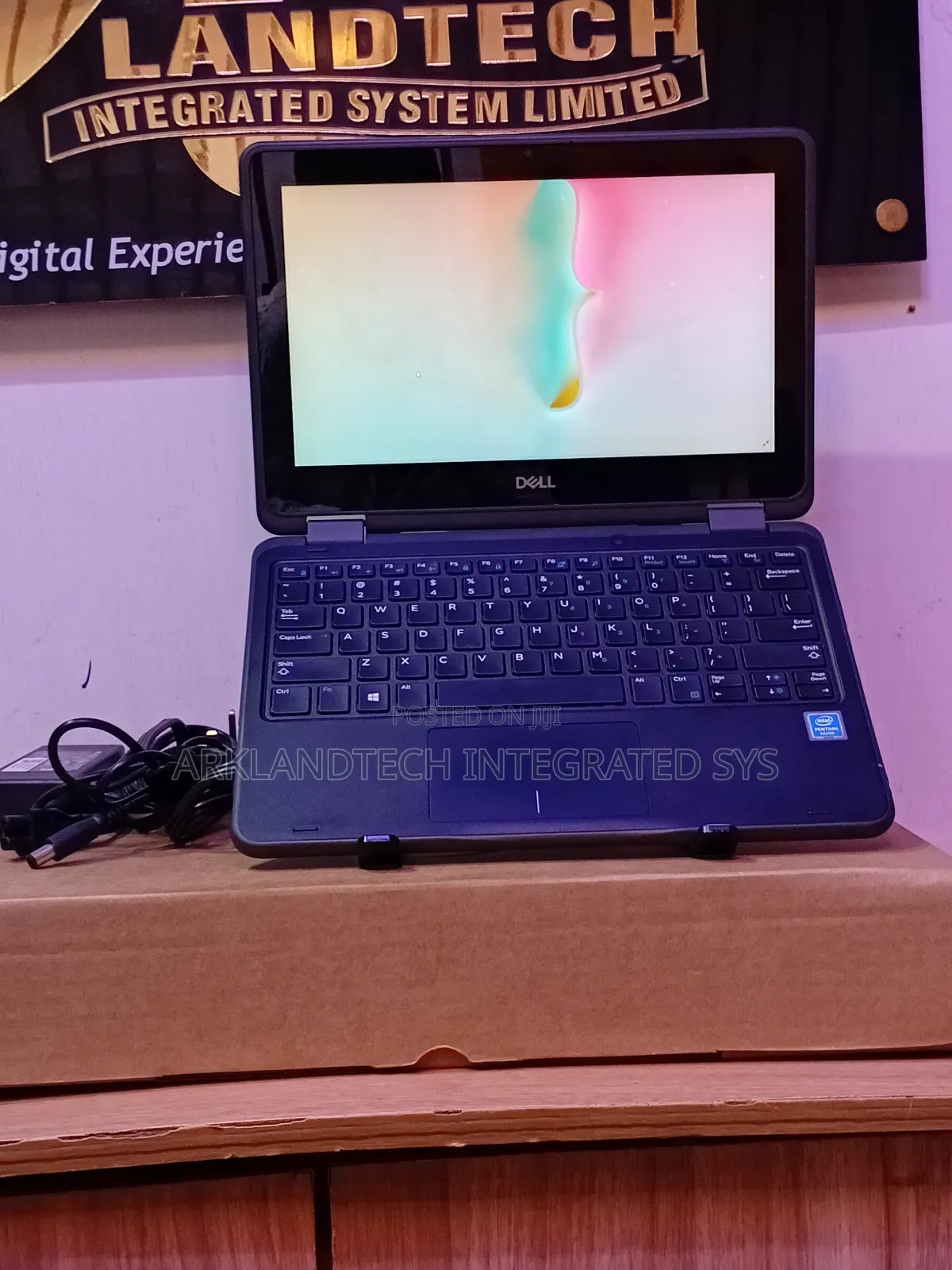Laptop Dell Latitude 3490 8GB Intel Pentium SSD 256GB