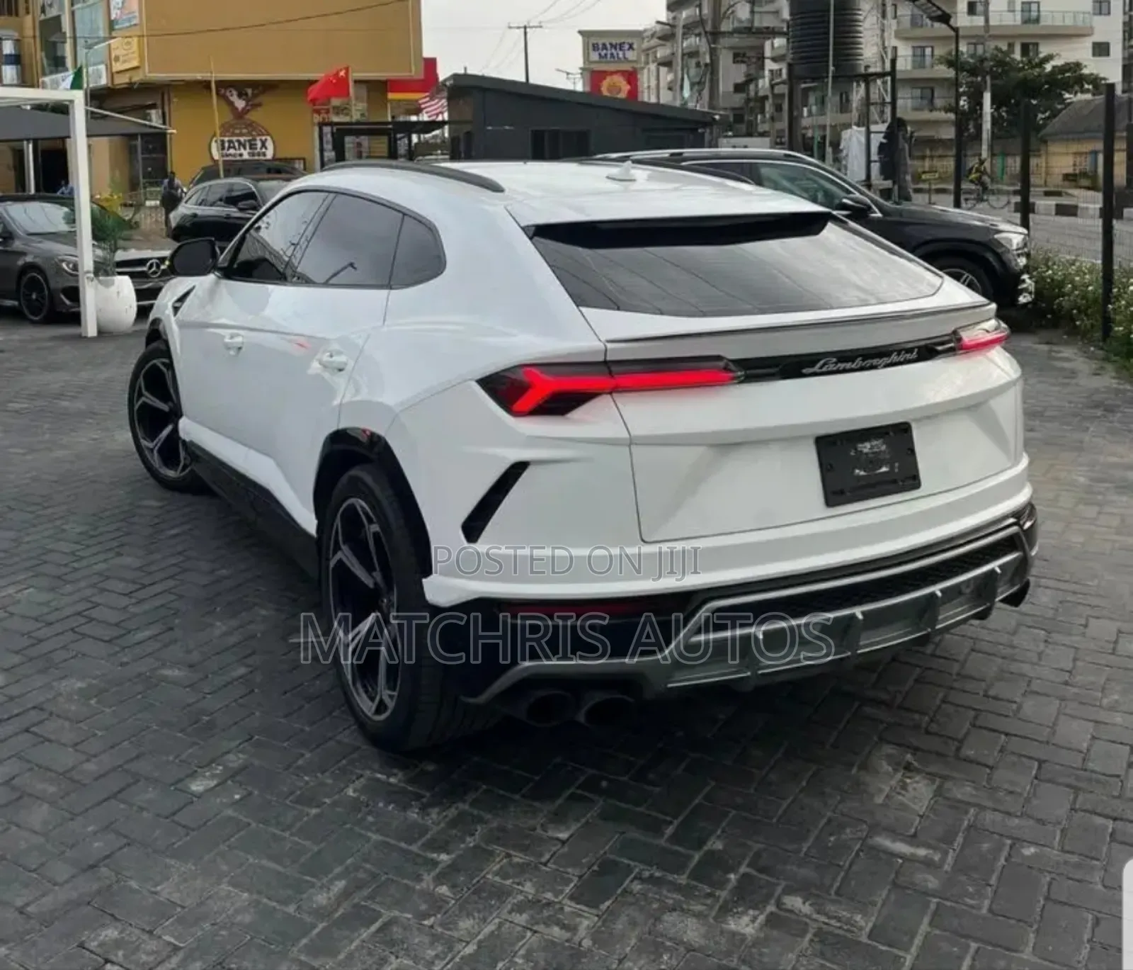 Lamborghini Urus Base 2019 White