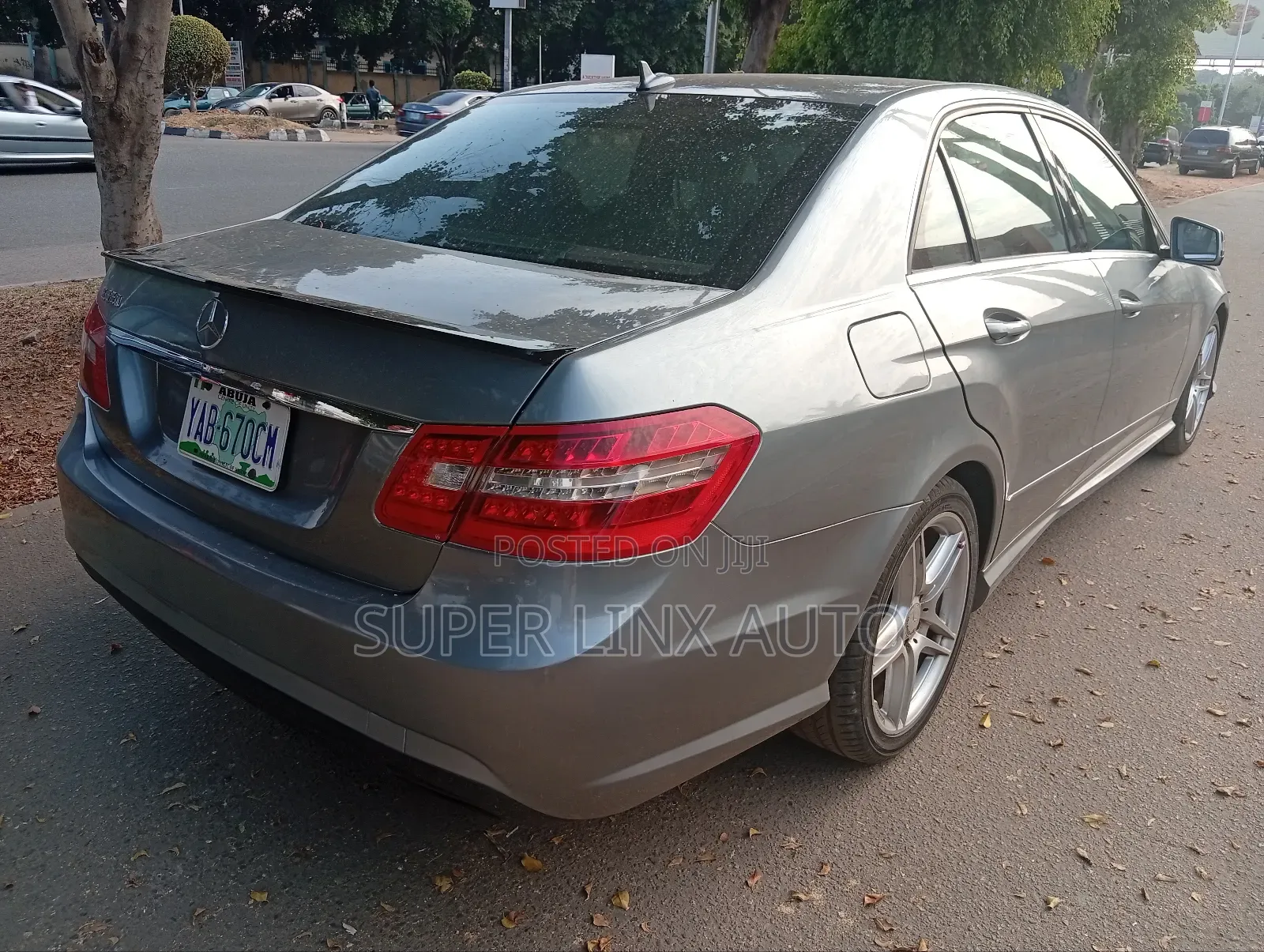 Mercedes-Benz E350 2010 Blue