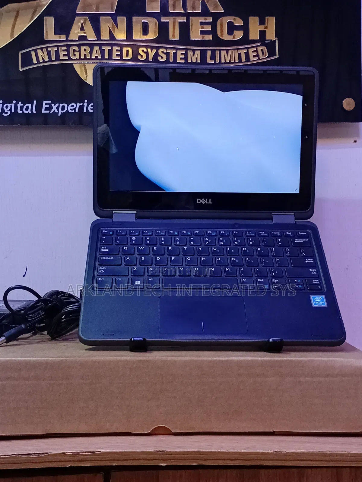 Laptop Dell Latitude 3580 8GB Intel Pentium SSD 256GB