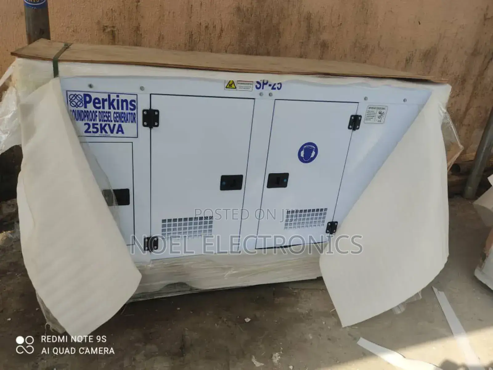 Perkins 25kva Soundproof Diesel Generator
