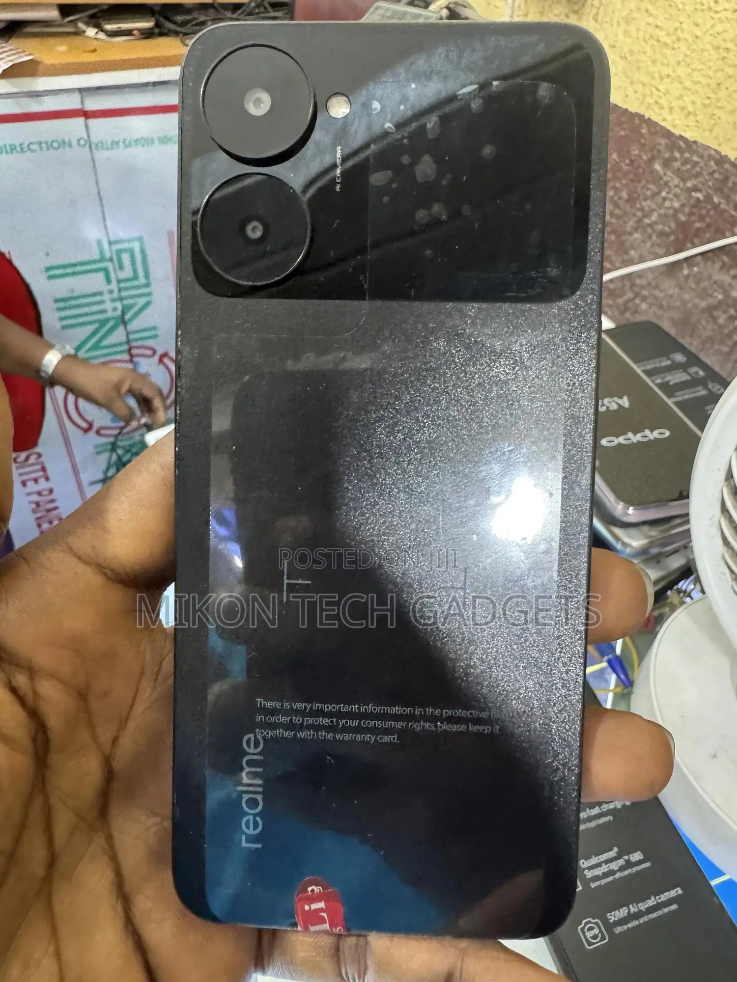 Realme V30 128 GB Black