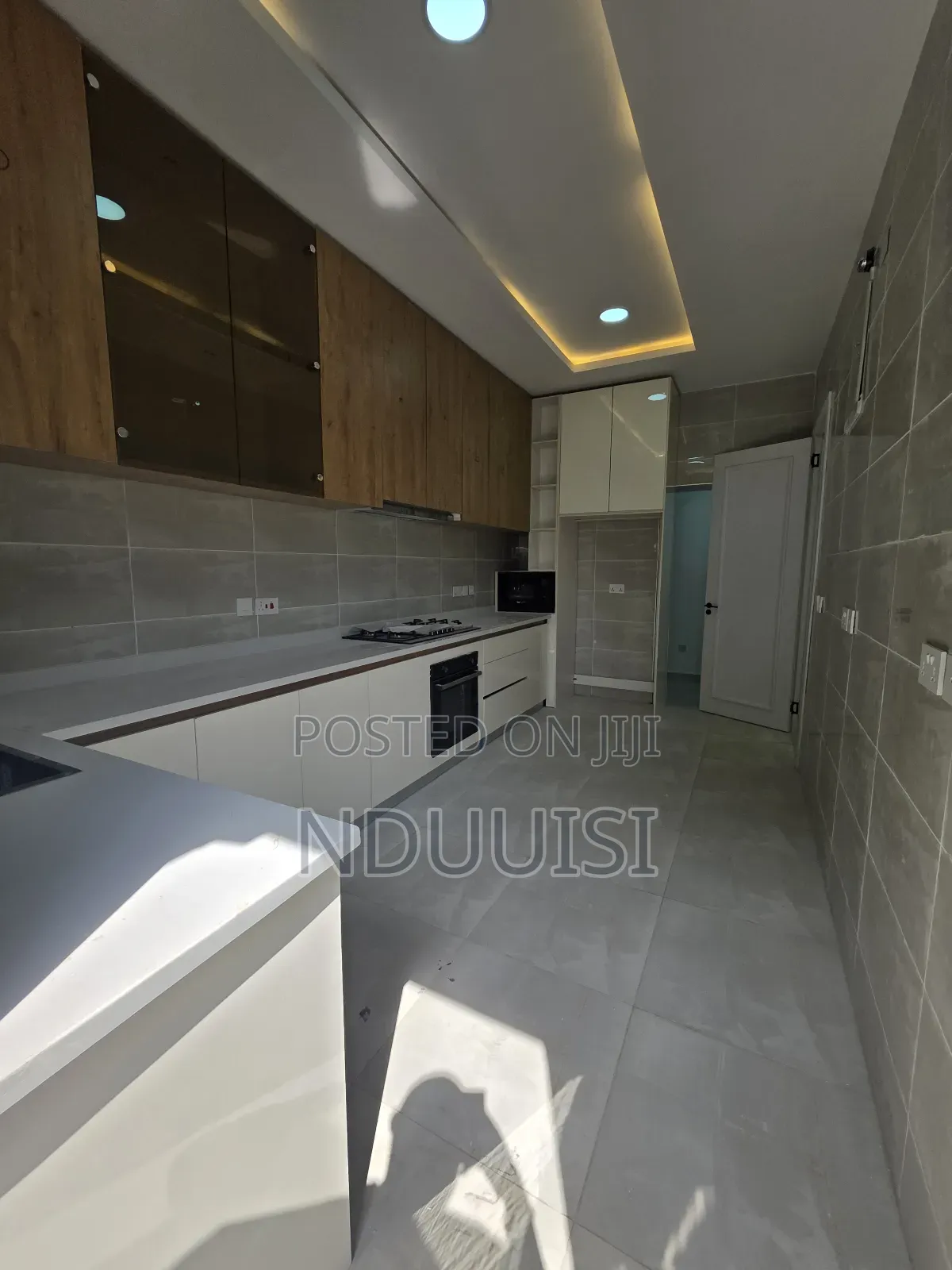 4bdrm Duplex in Victoria Island for sale