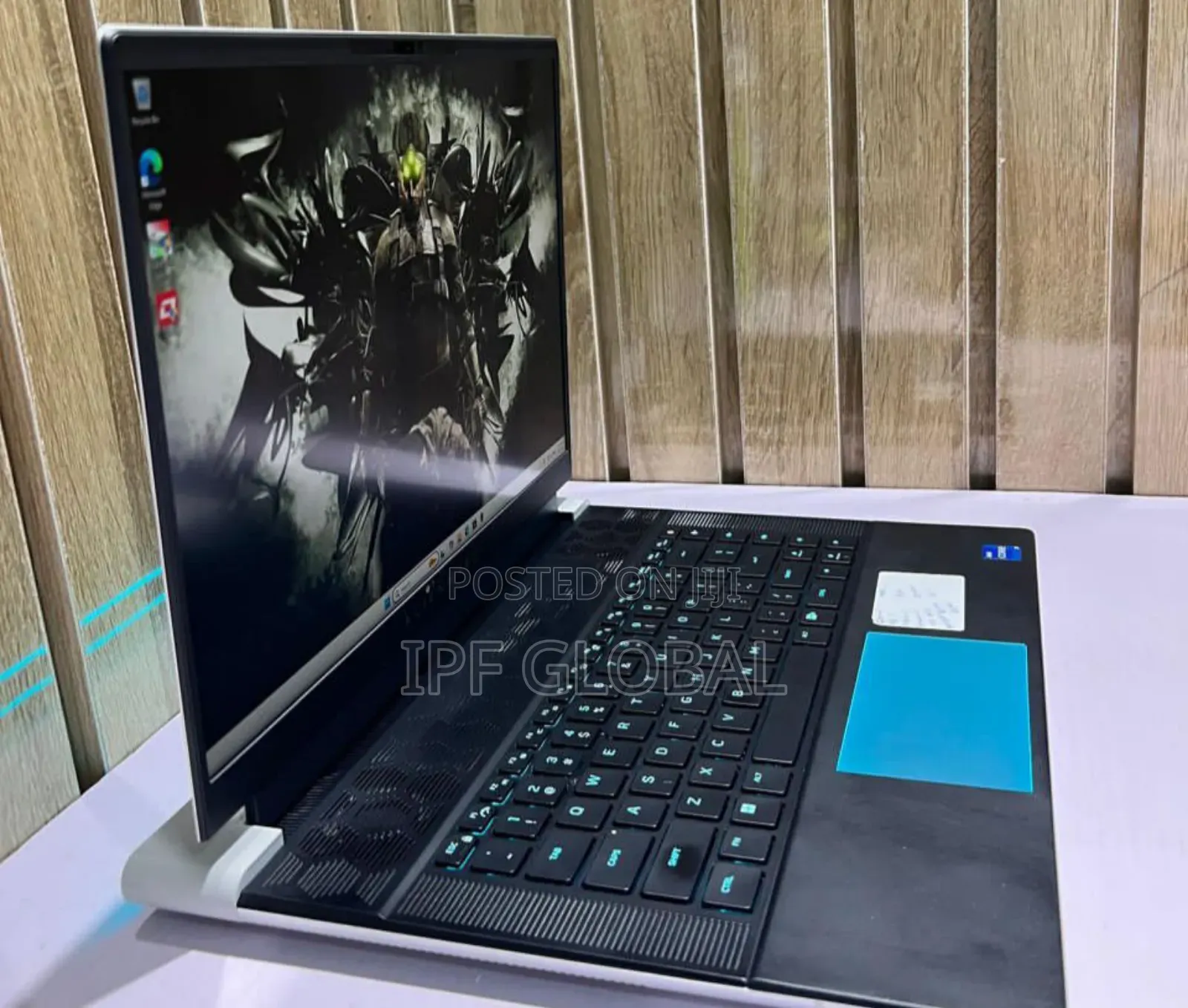 Laptop Dell Alienware X16 R1 16GB Intel Core I7 SSD 1T