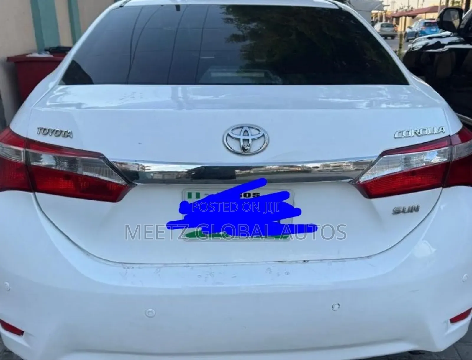 Toyota Corolla LE Eco 4dr Sedan (1.8L 4cyl CVT) 2016 White