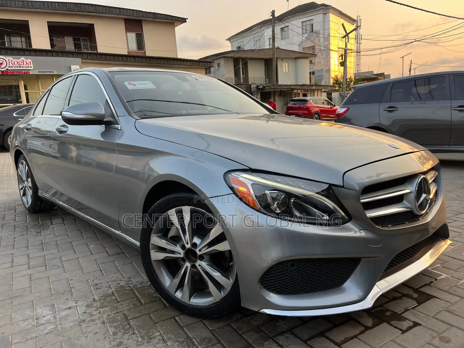 Mercedes-Benz C300 Sport Sedan RWD (2.0L 4cyl 7A) 2016 Gray