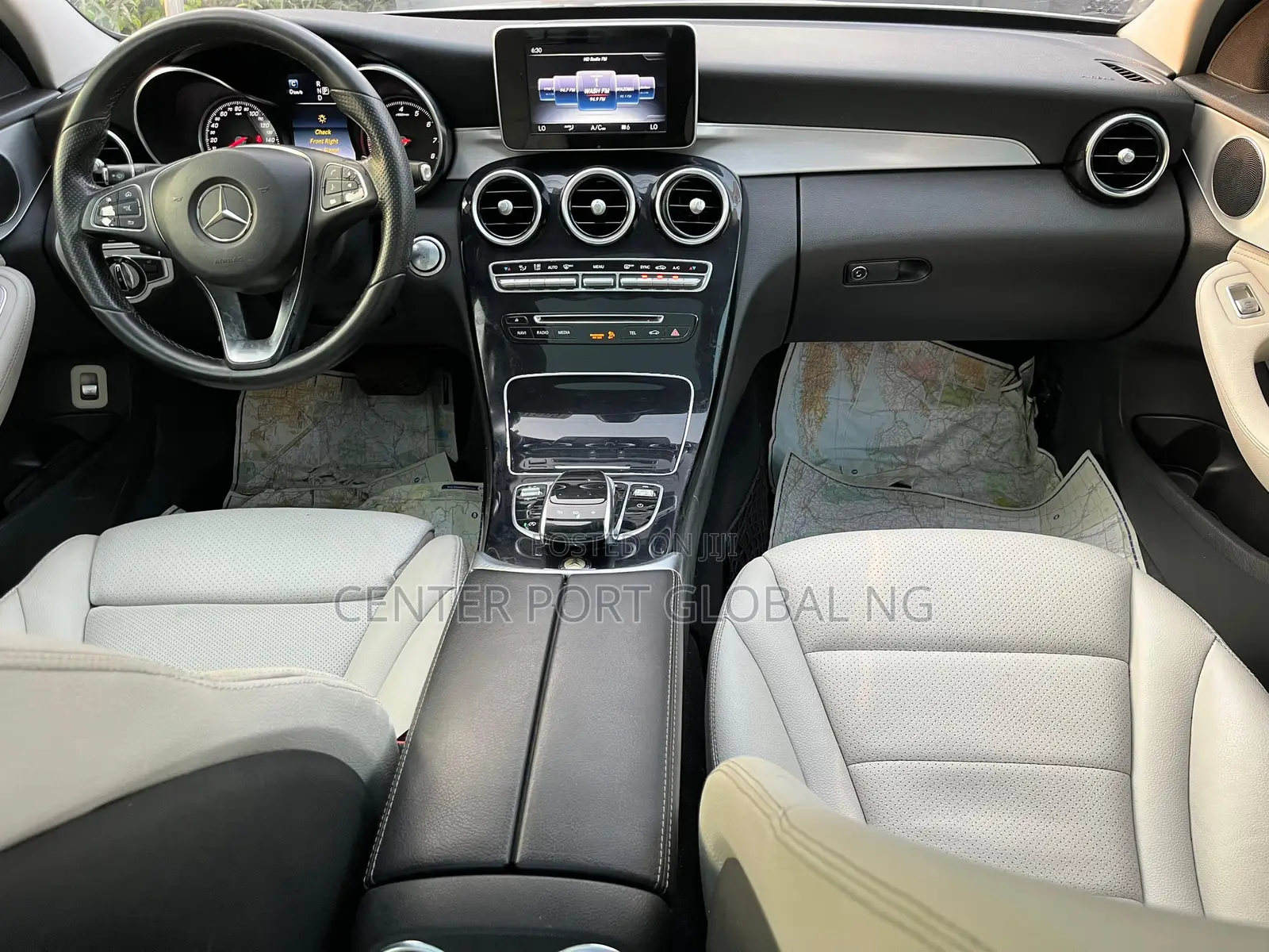 Mercedes-Benz C300 Sport Sedan RWD (2.0L 4cyl 7A) 2016 Gray