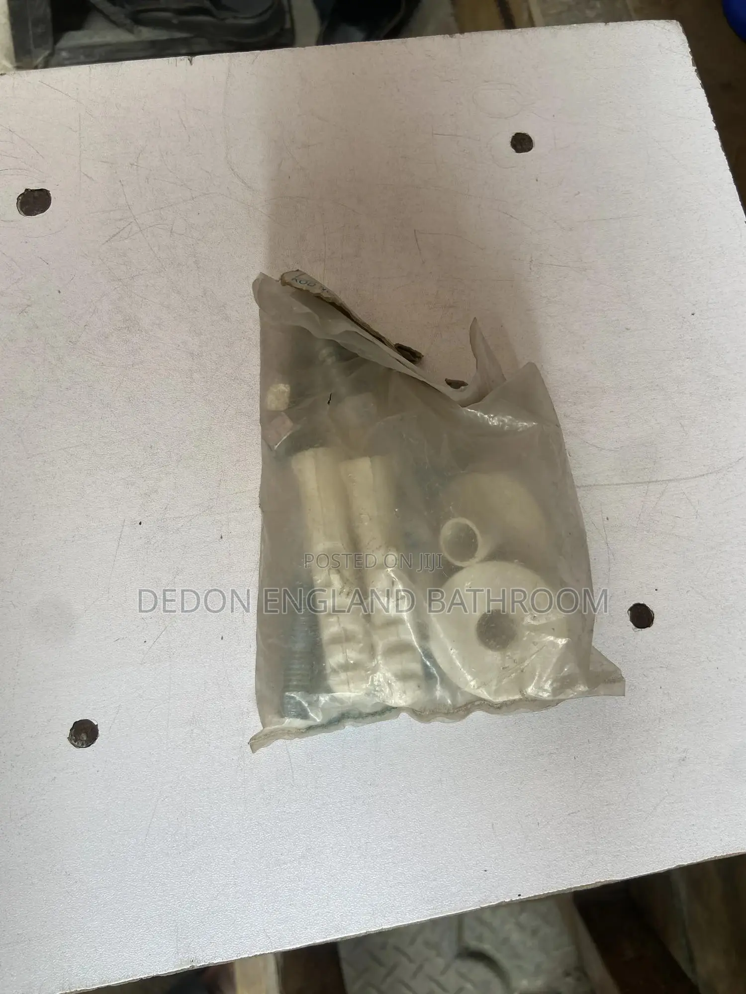 High Quality Basin Screw