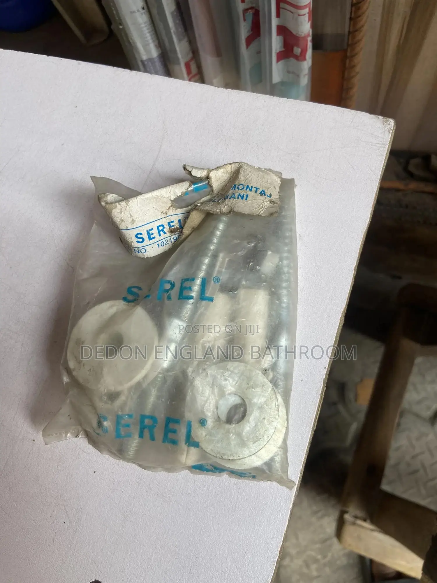High Quality Basin Screw