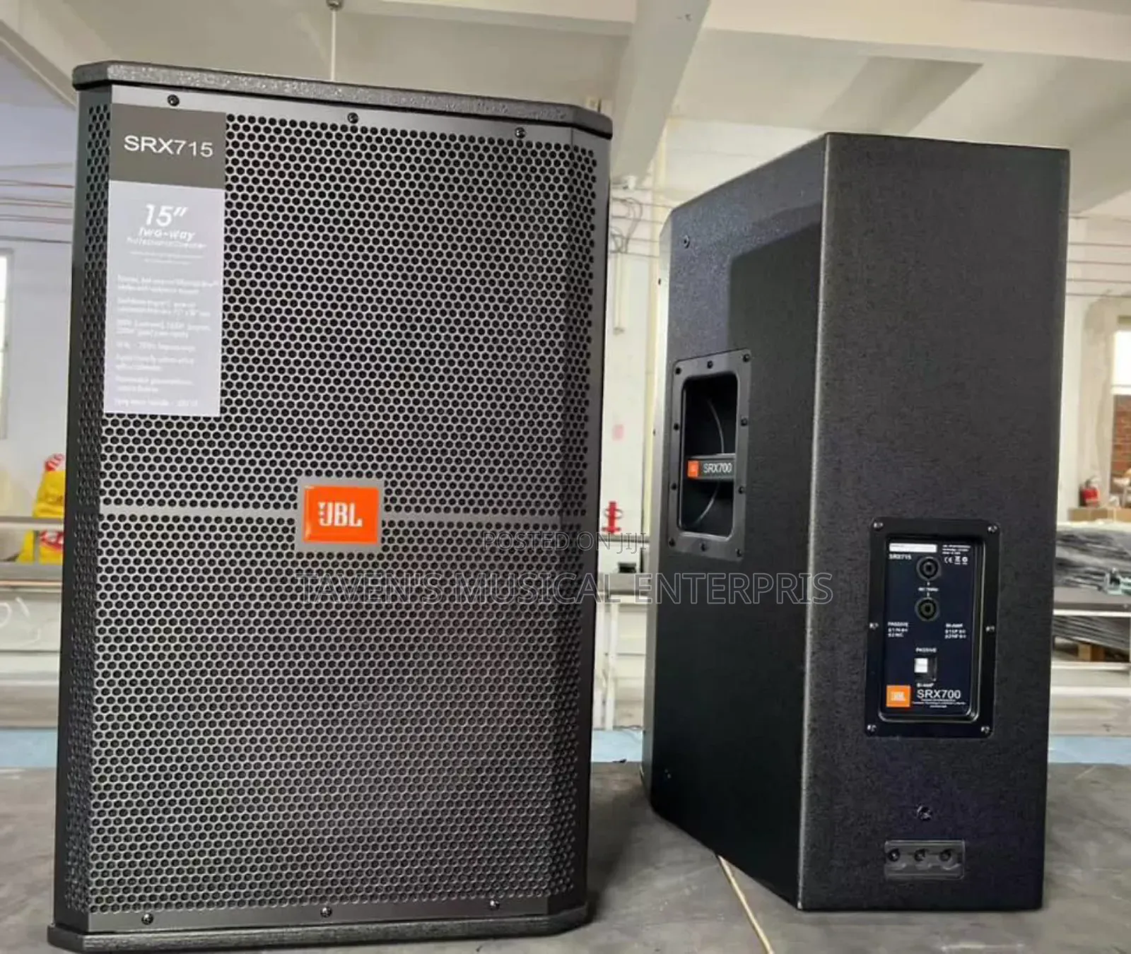 JBL Srx715 2way Loudspeakers.