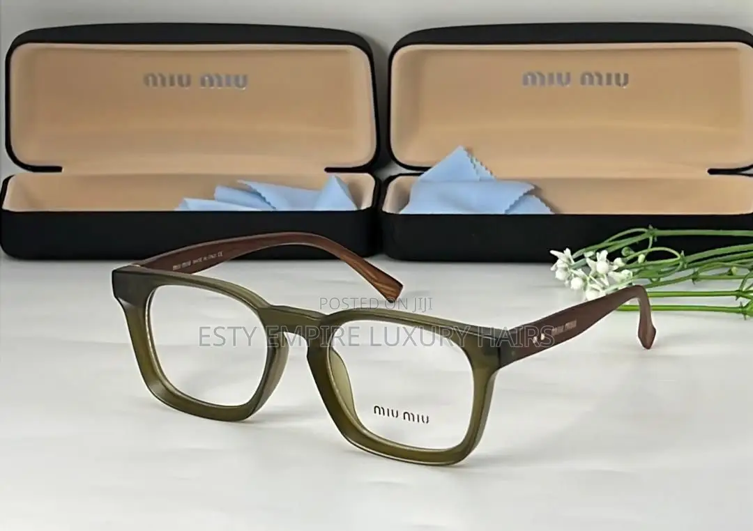 High Quality Luxury Miumiu Glasses