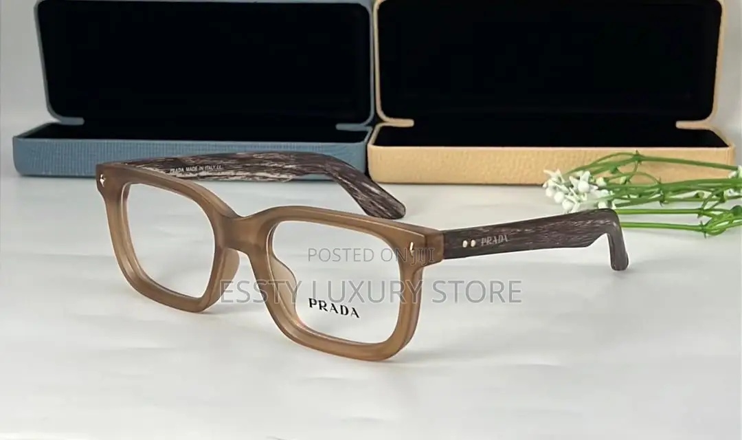 Top Quality Prada Glasses