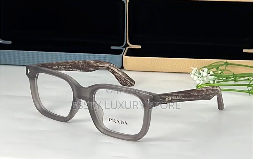 Top Quality Prada Glasses