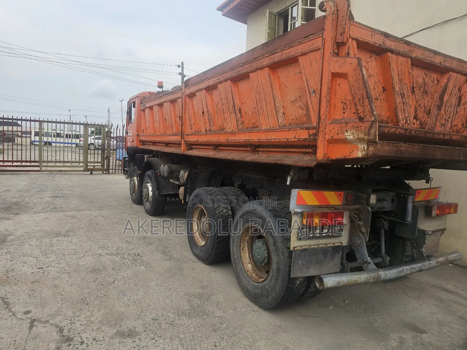 12ty Dump Truck
