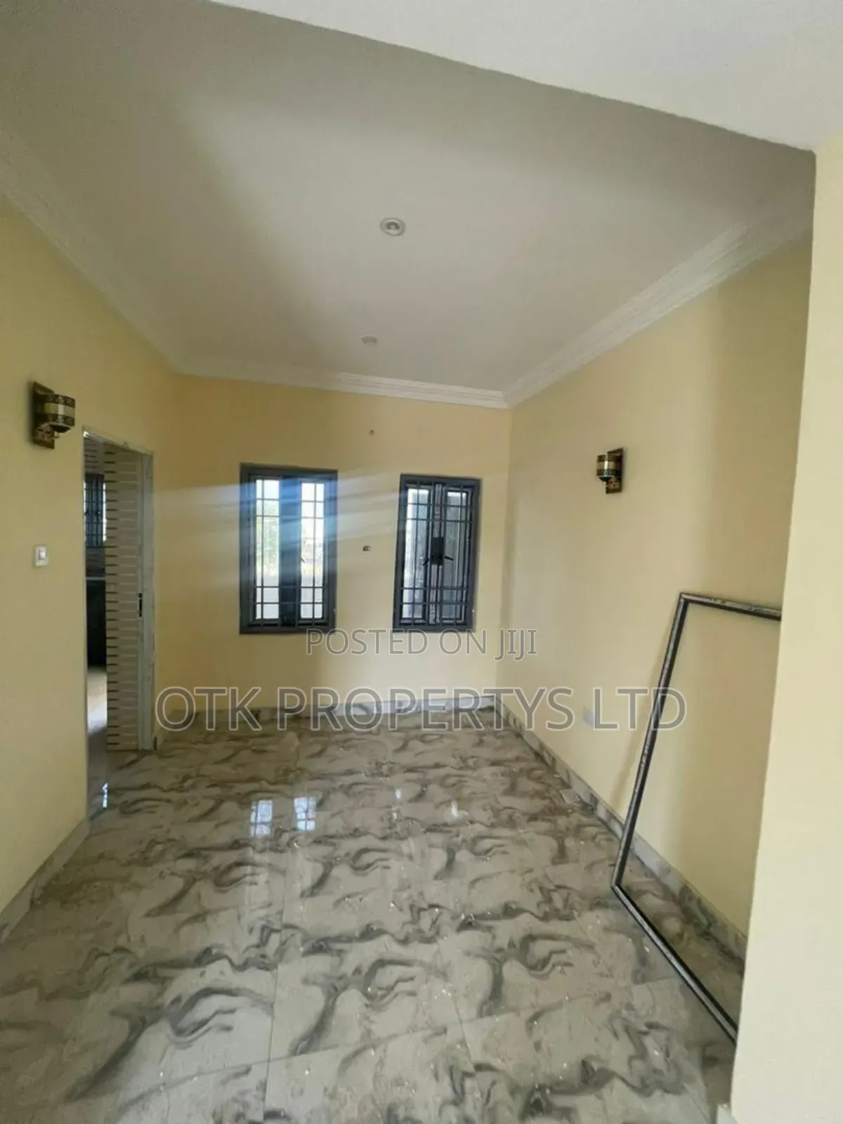 2bdrm Block of Flats in Kagini By Custom for rent