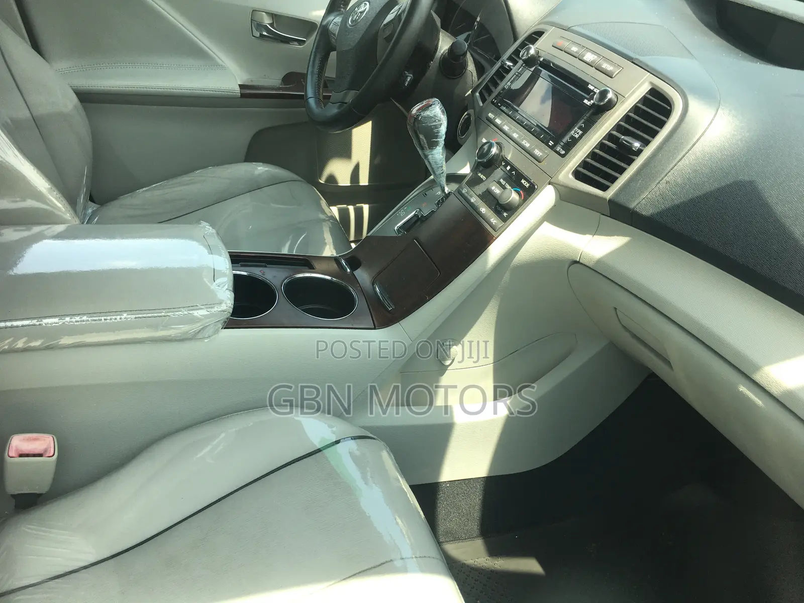 Toyota Venza 2012 White
