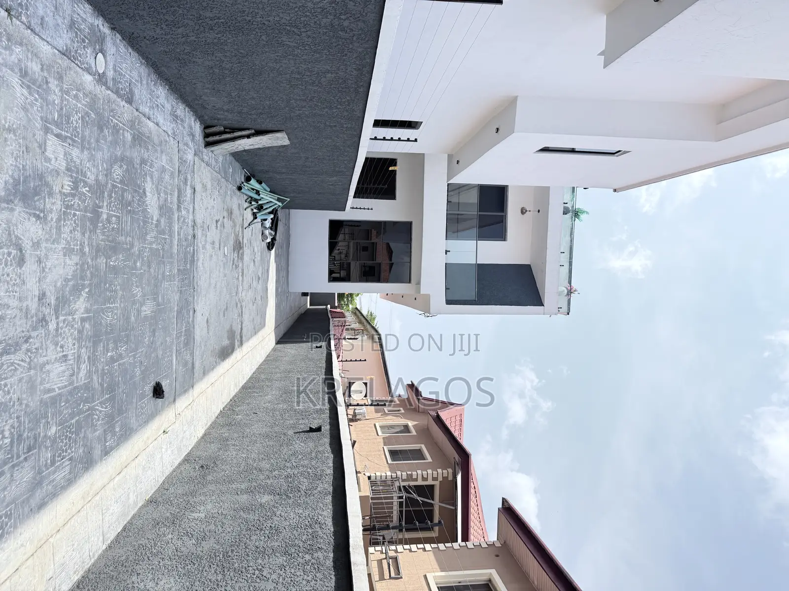 4bdrm Duplex in Ado / Ajah for sale