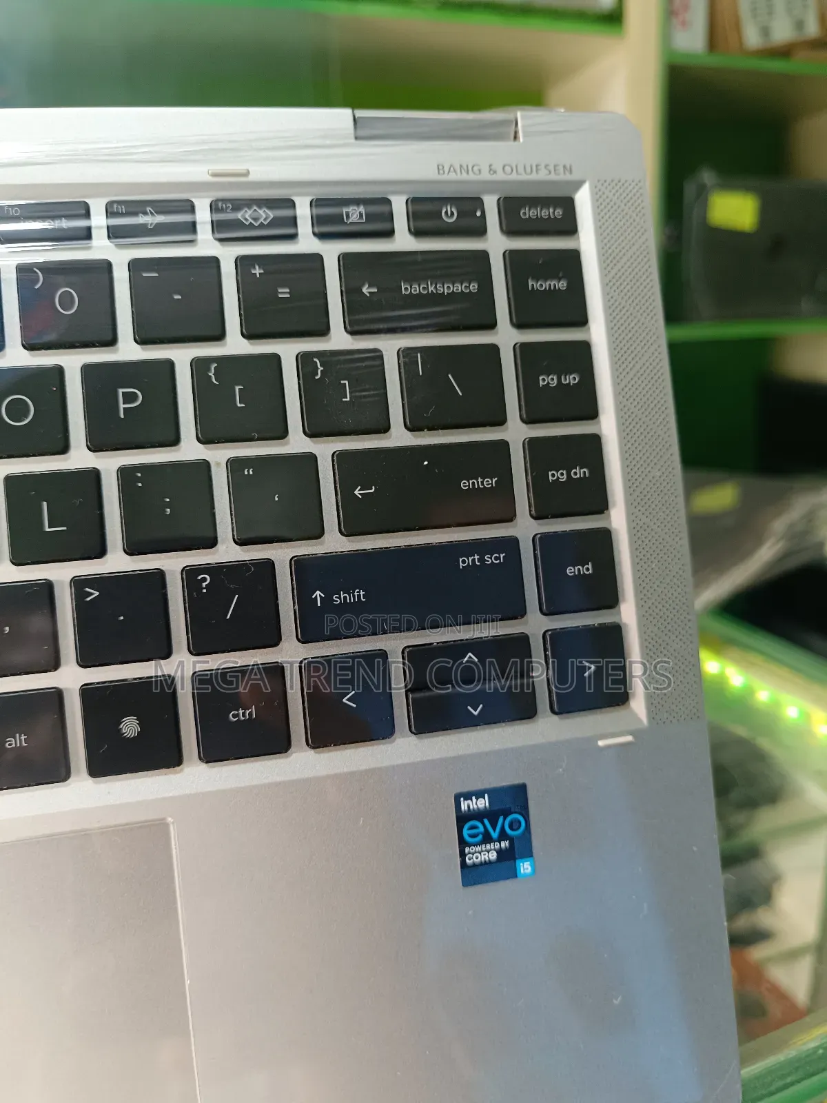 Laptop HP EliteBook 1040 G8 16GB Intel Core i7 SSD 512GB