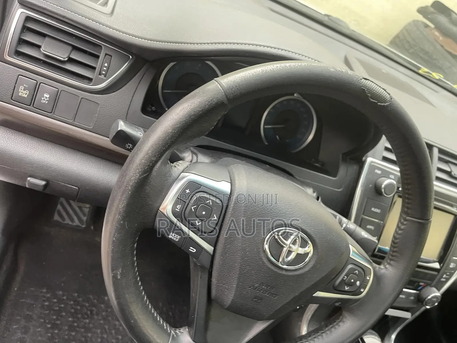 Toyota Camry XLE 4dr Sedan (2.5L 4cyl 6A) 2017 Silver