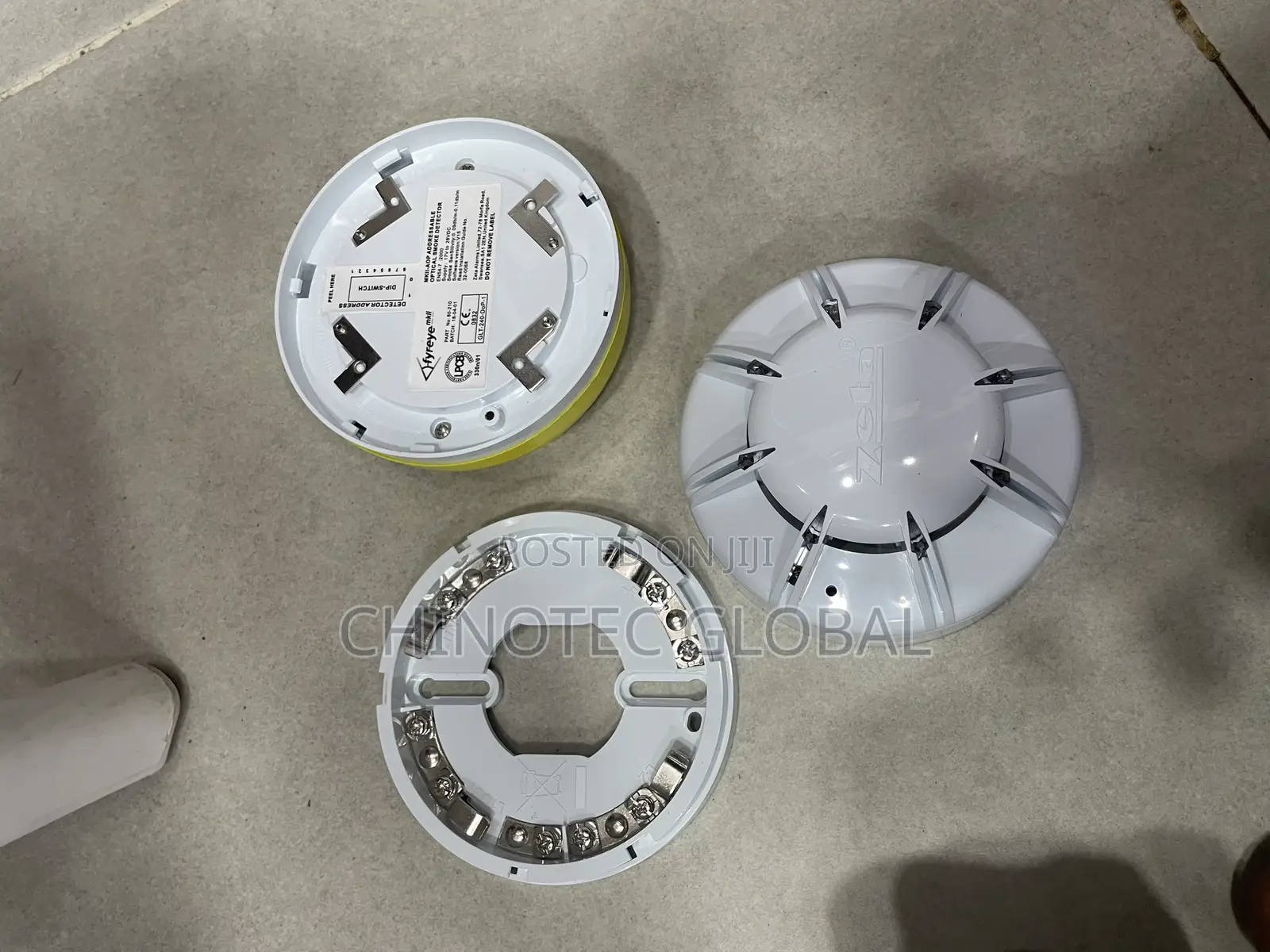Zeta Addressable Smoke Detector