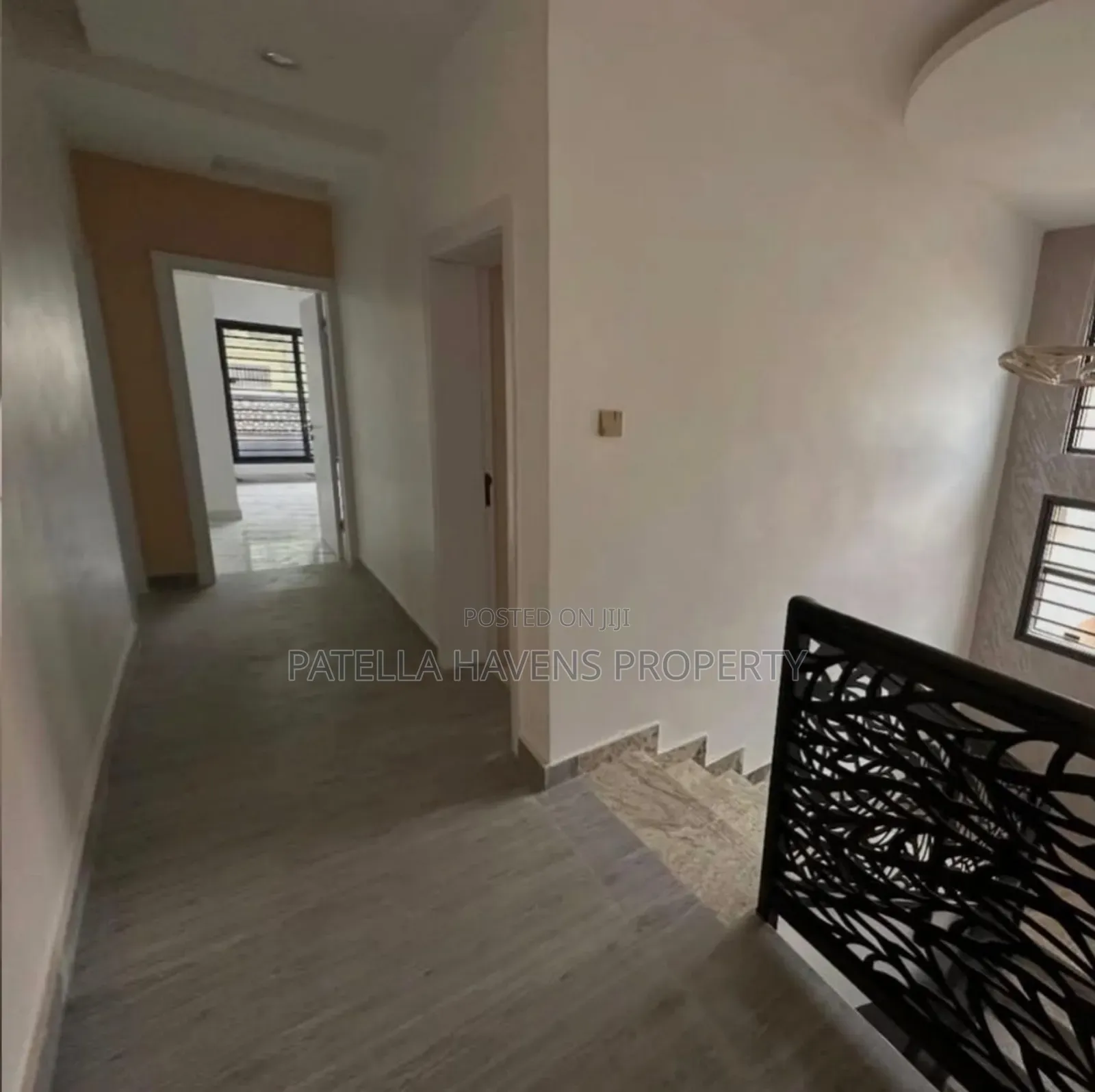 5bdrm Duplex in Apo District for sale