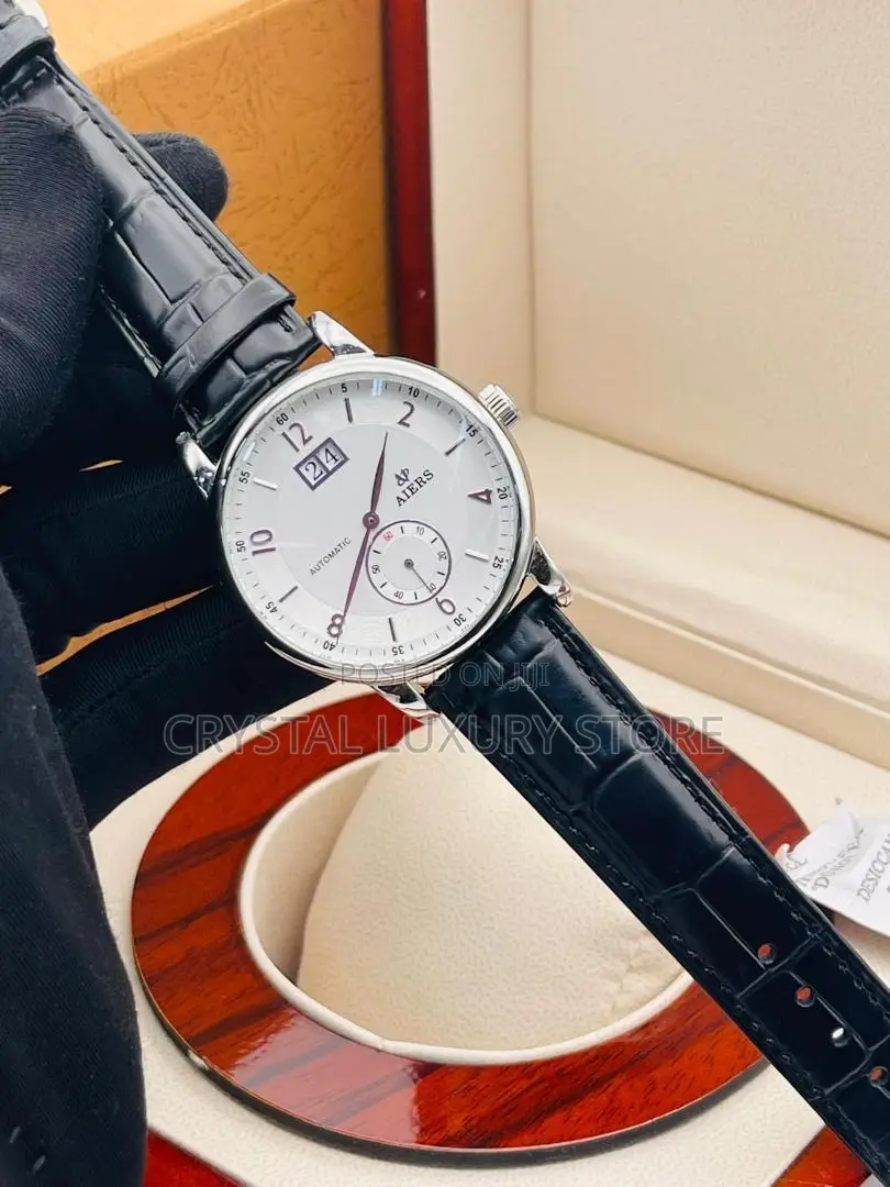 Aiers Quality Luxury Men Genuine Leather Wristwatch