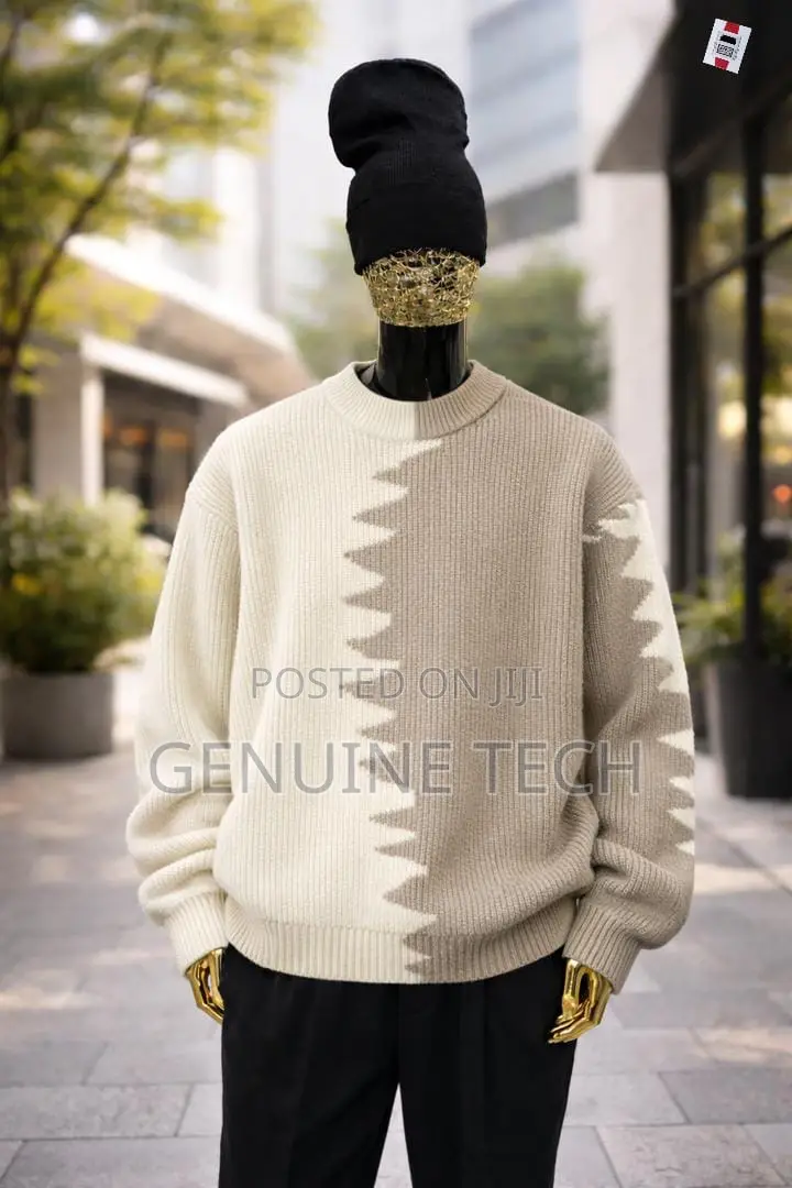Sweatshirt/Cardigan