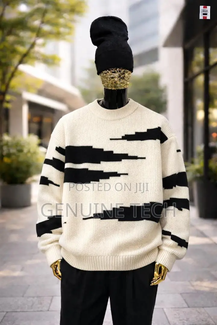 Sweatshirt/Cardigan