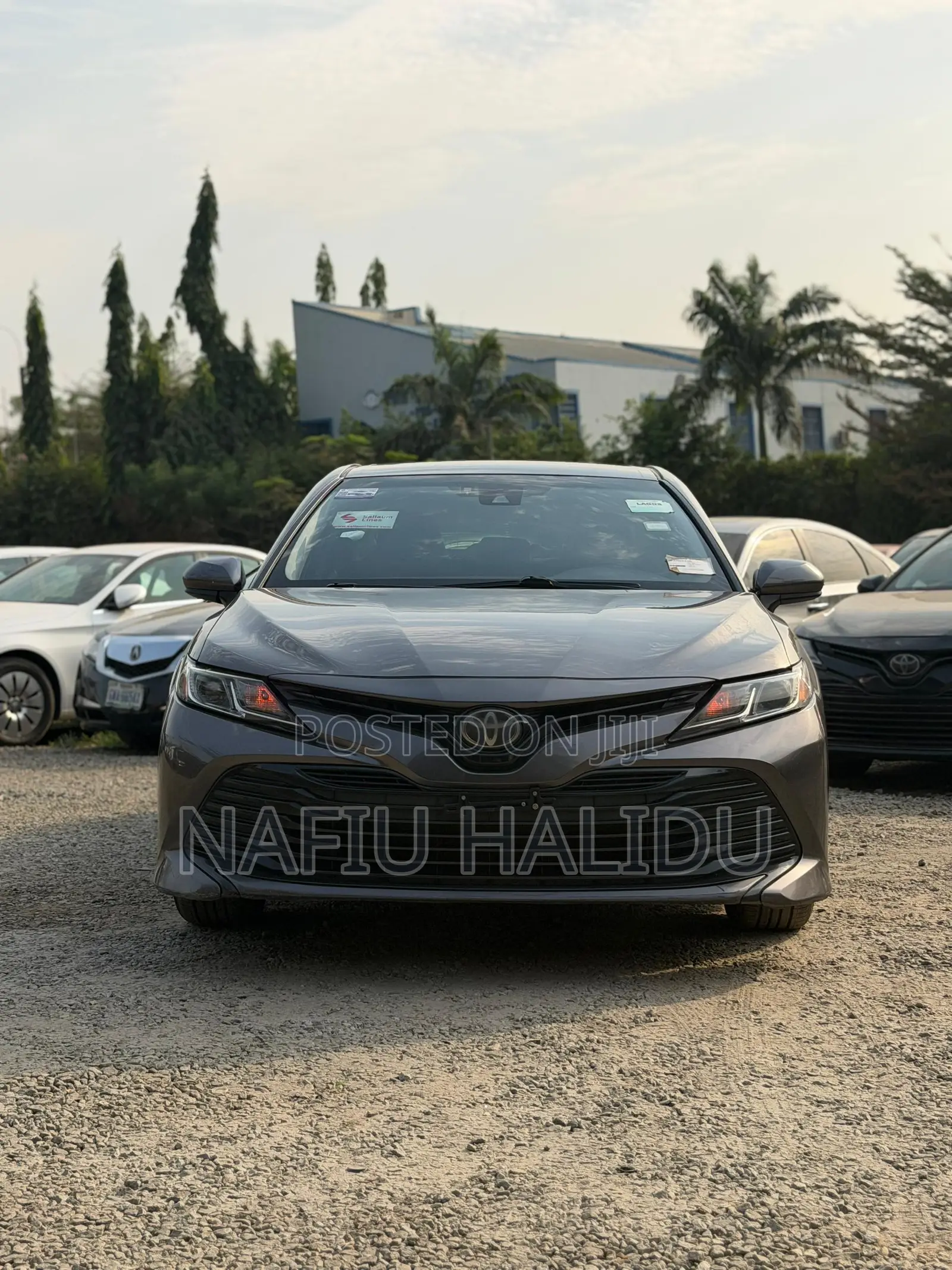 Toyota Camry 2018 Gray