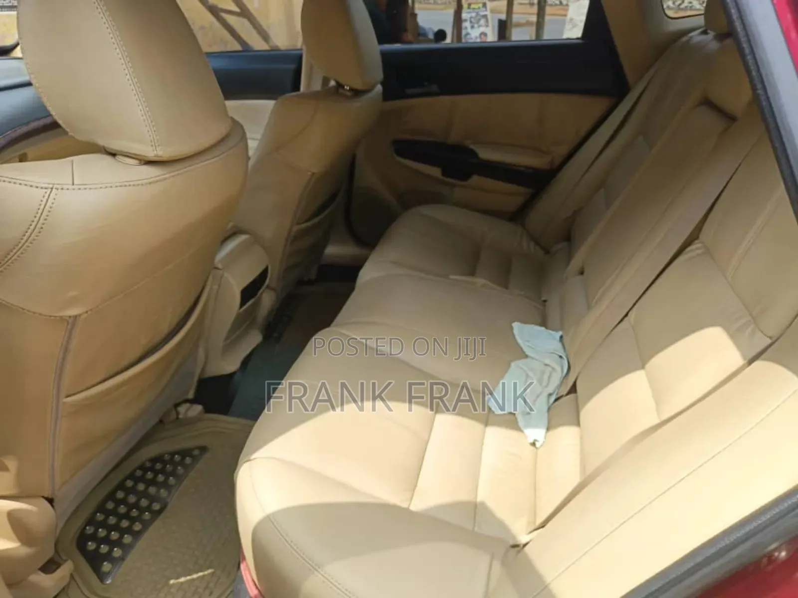Honda Crosstour 2011 Red