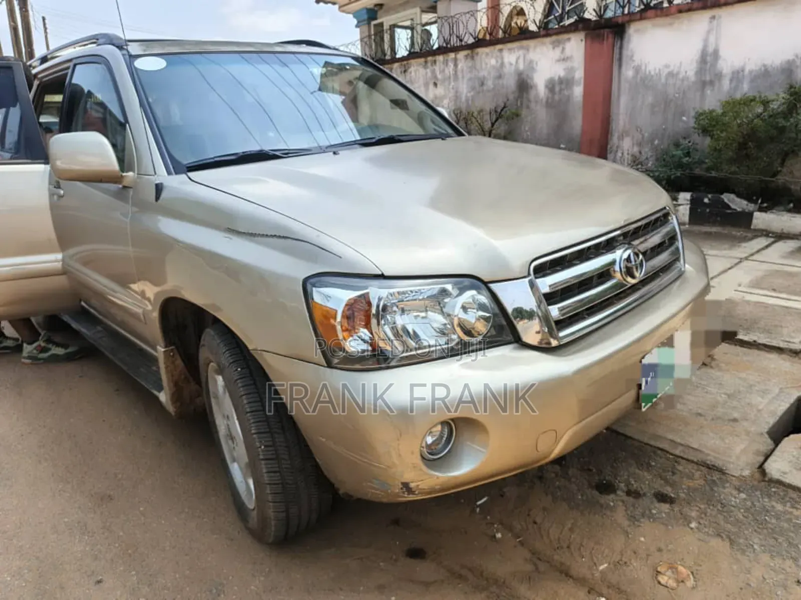 Toyota Highlander 2005 Gold
