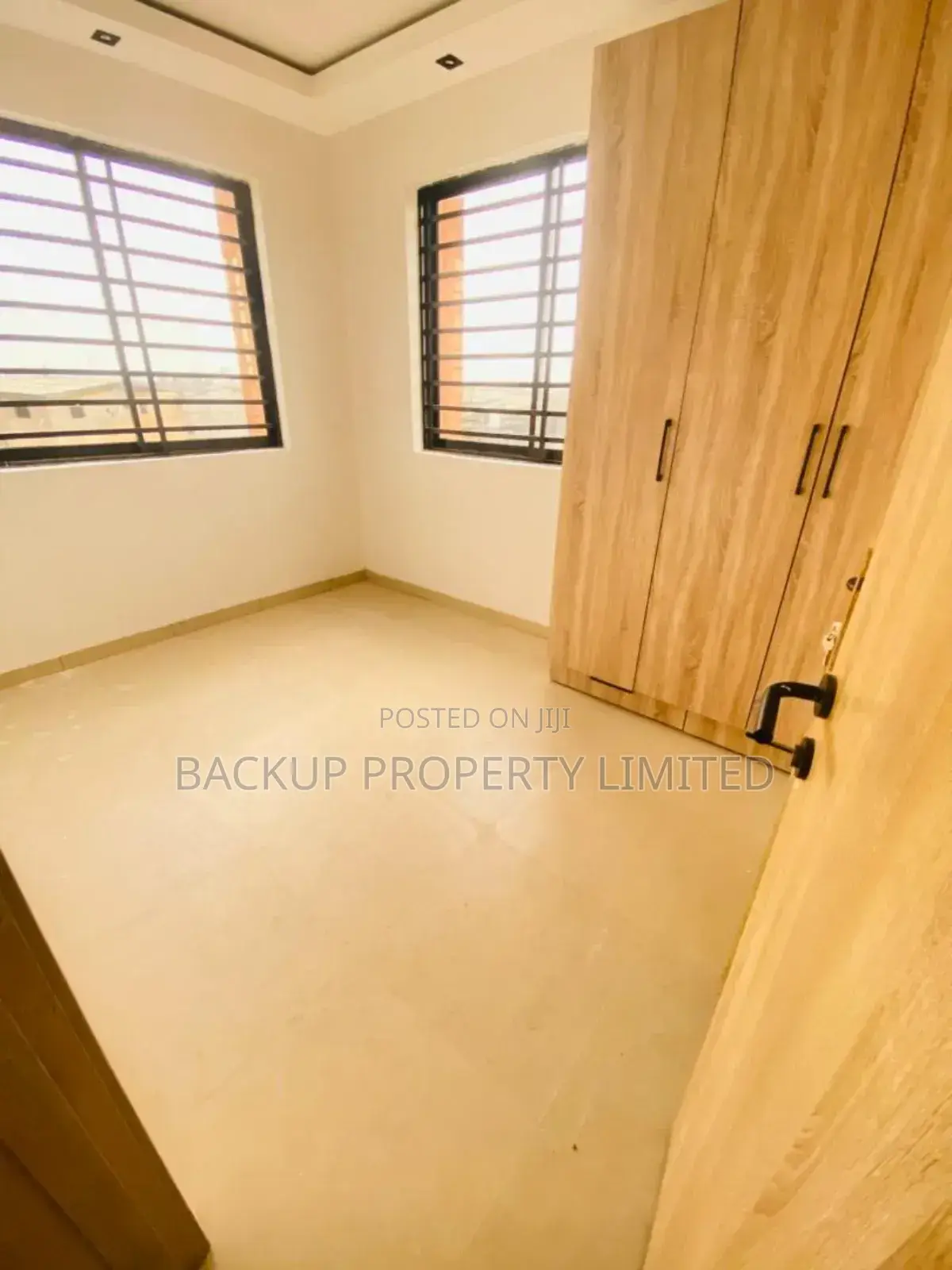 2bdrm Block of Flats in Shomolu / Shomolu for sale