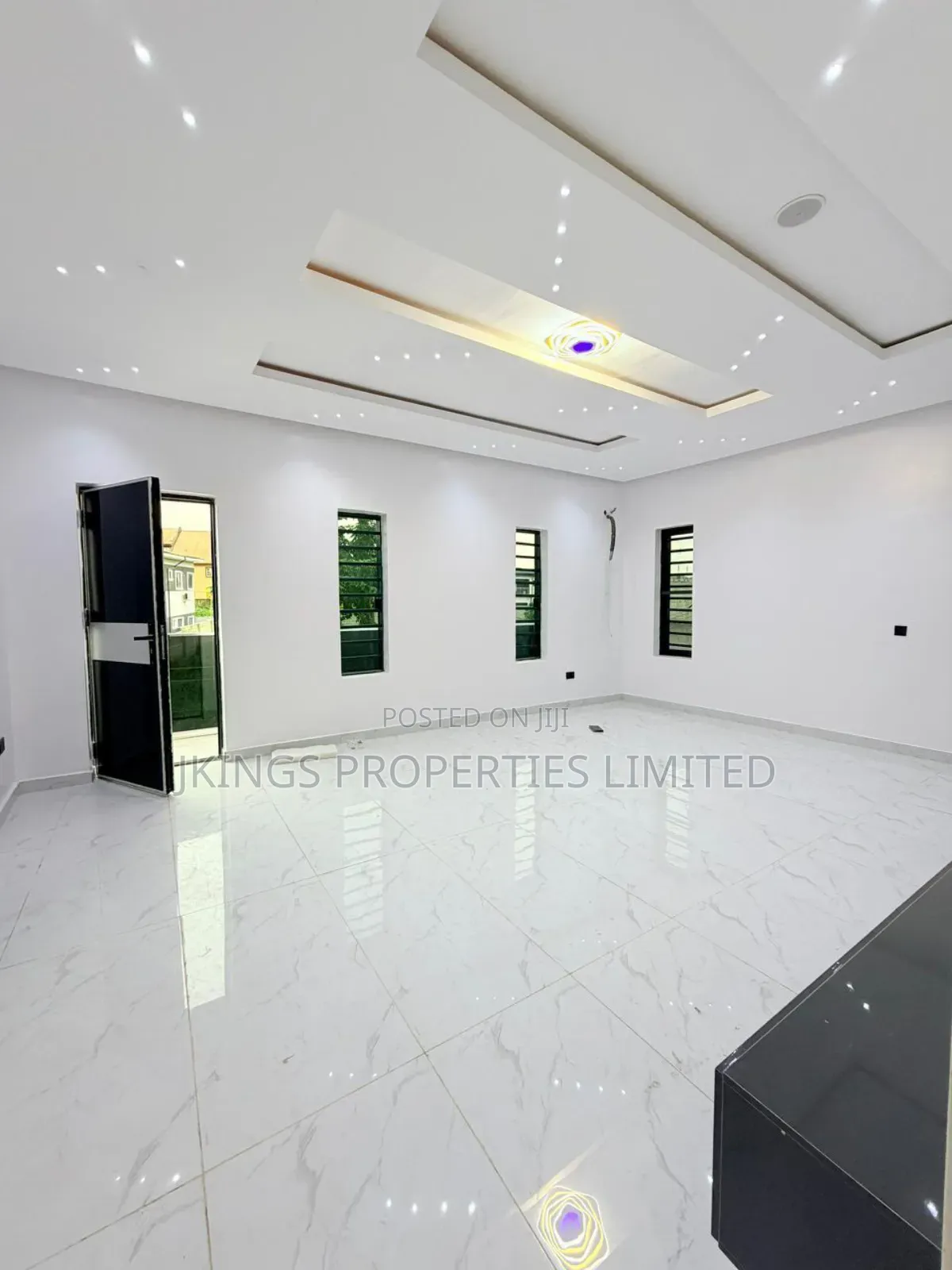 5bdrm Duplex in Ikate, Lekki for sale