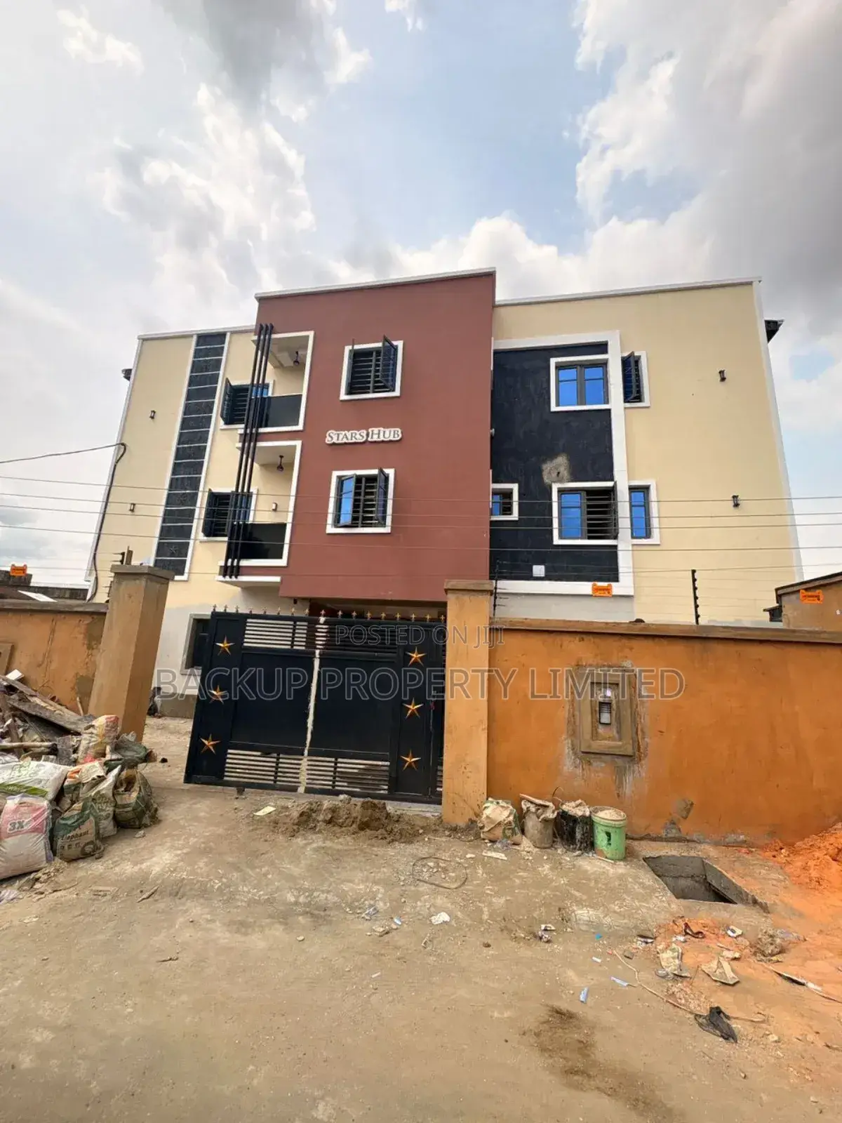 Studio Apartment in Shomolu / Shomolu for sale