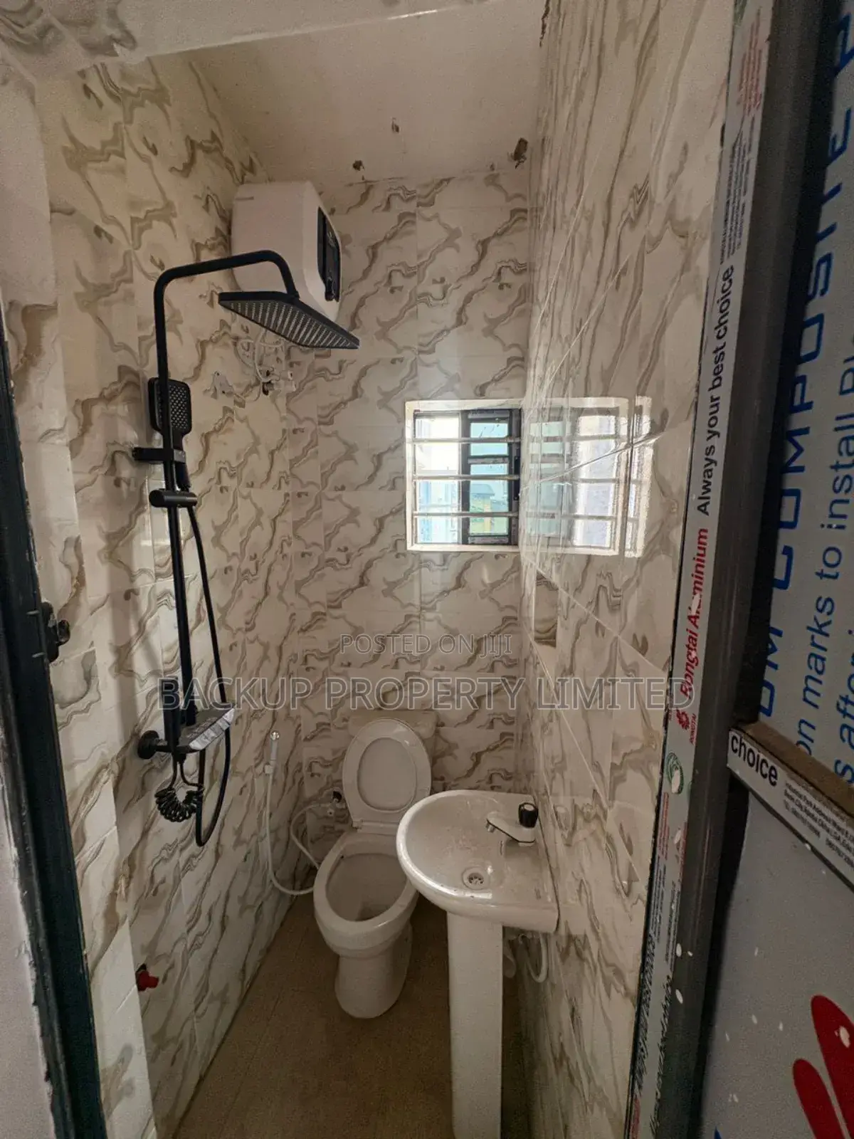 Studio Apartment in Shomolu / Shomolu for sale