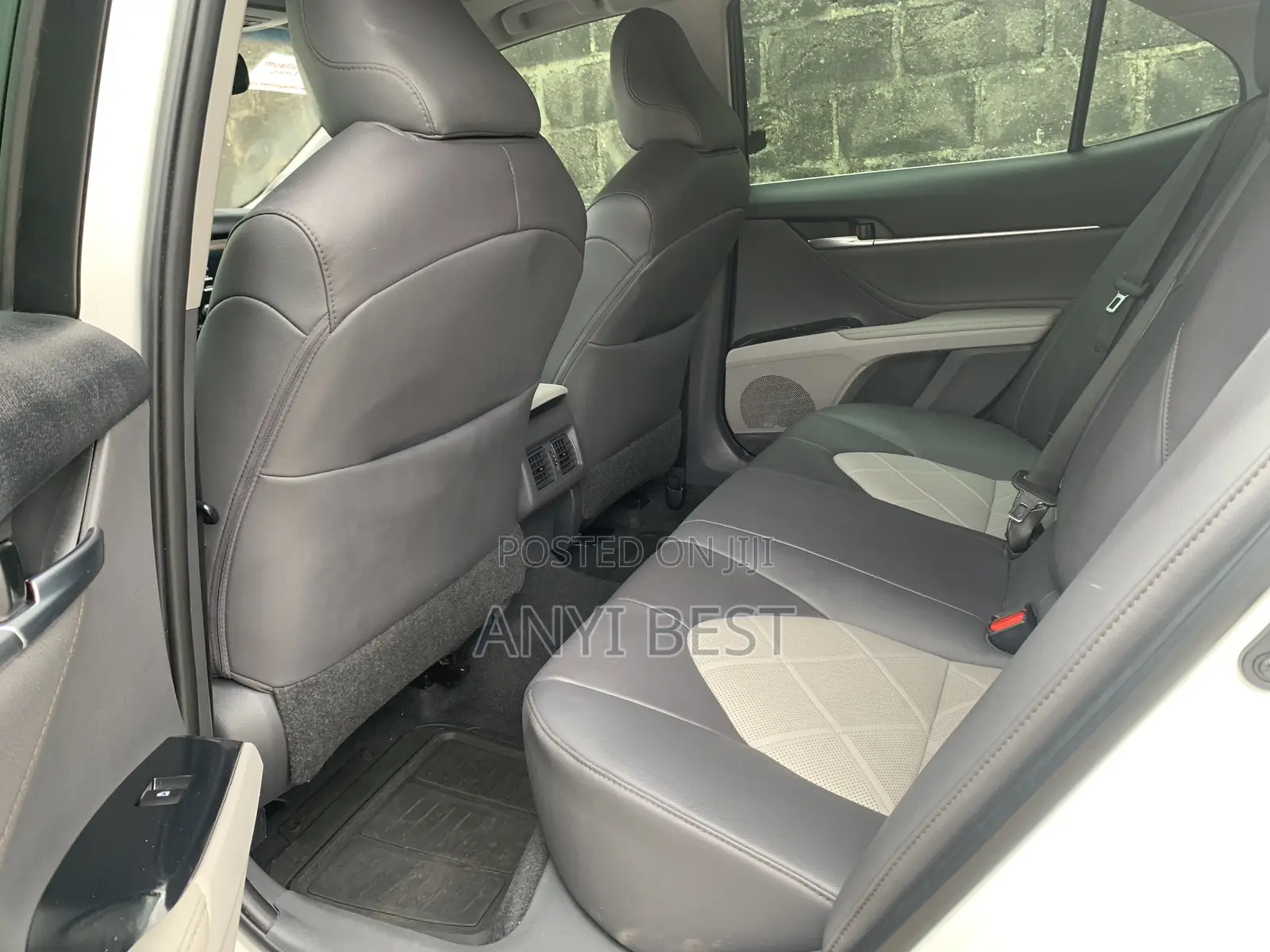 Toyota Camry 2018 White