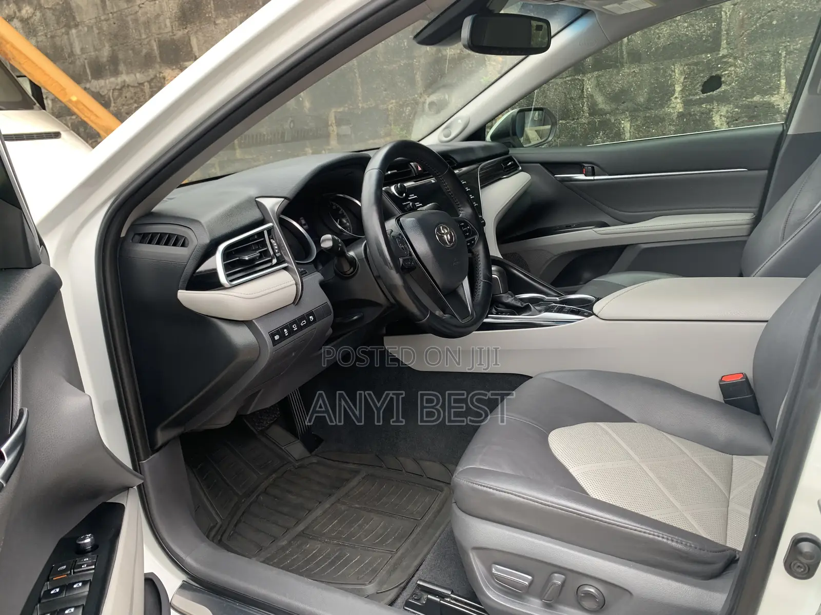 Toyota Camry 2018 White