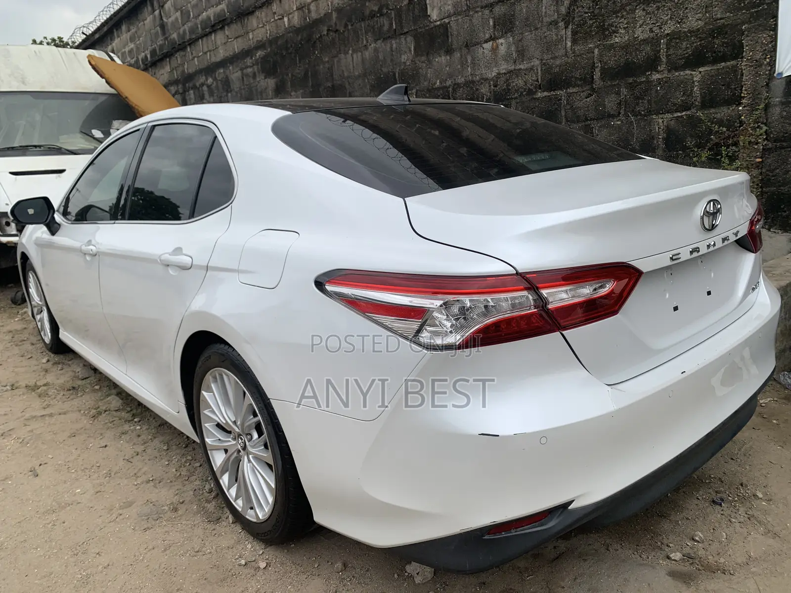 Toyota Camry 2018 White