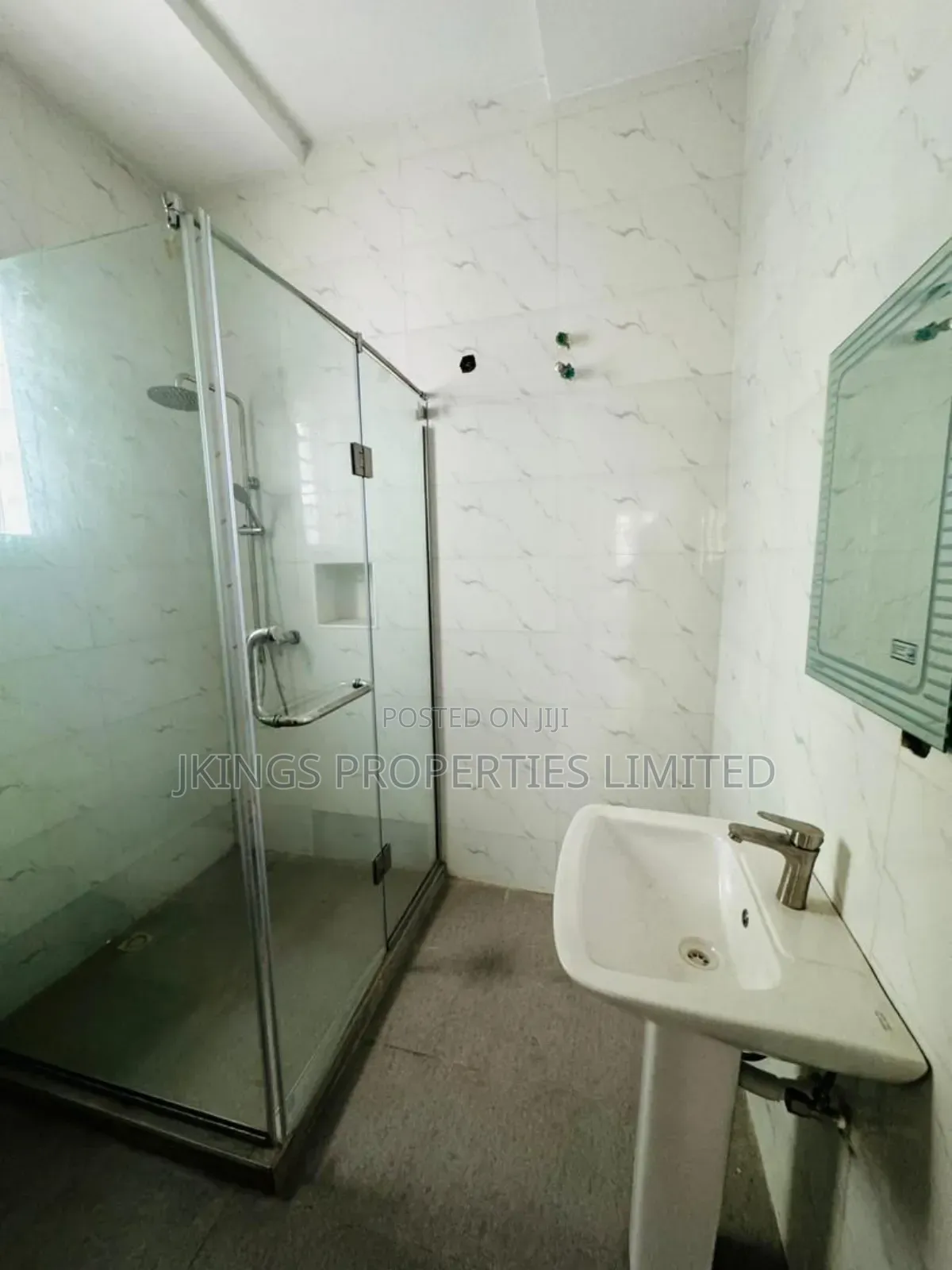 3bdrm Duplex in Sangotedo for sale