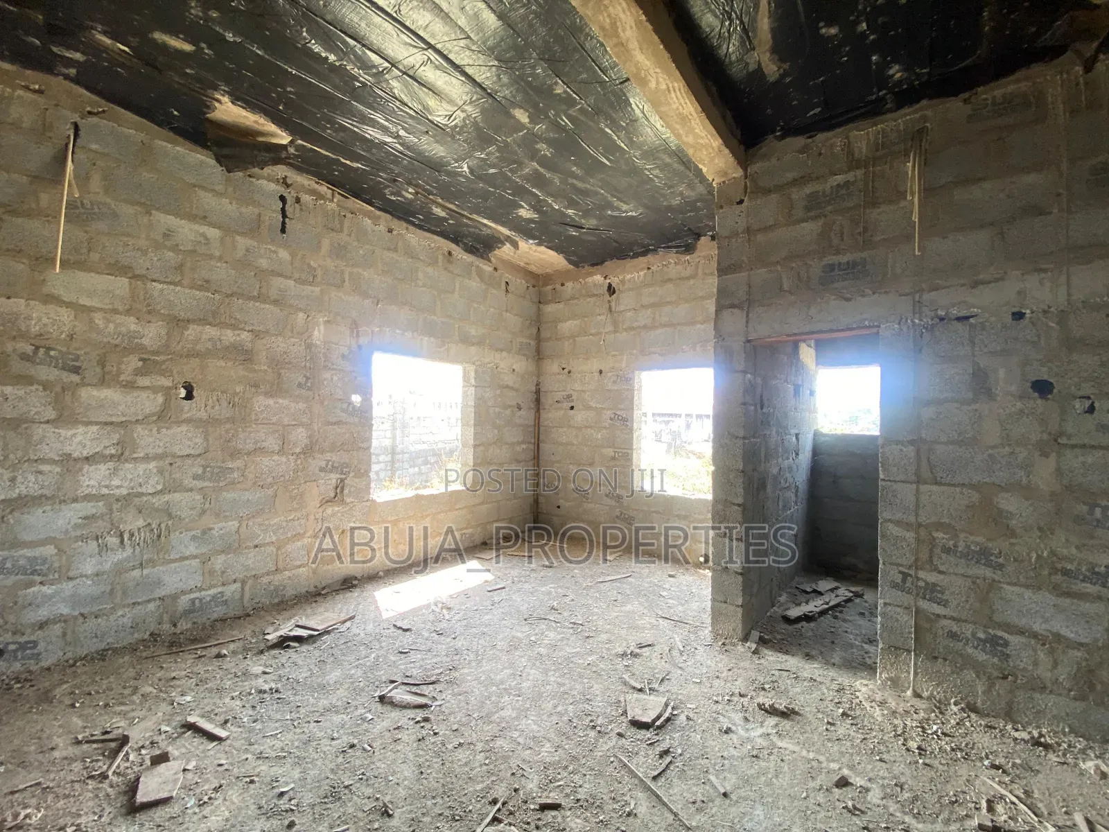 3bdrm Apartment in In A Secured Estate, Life Camp for sale