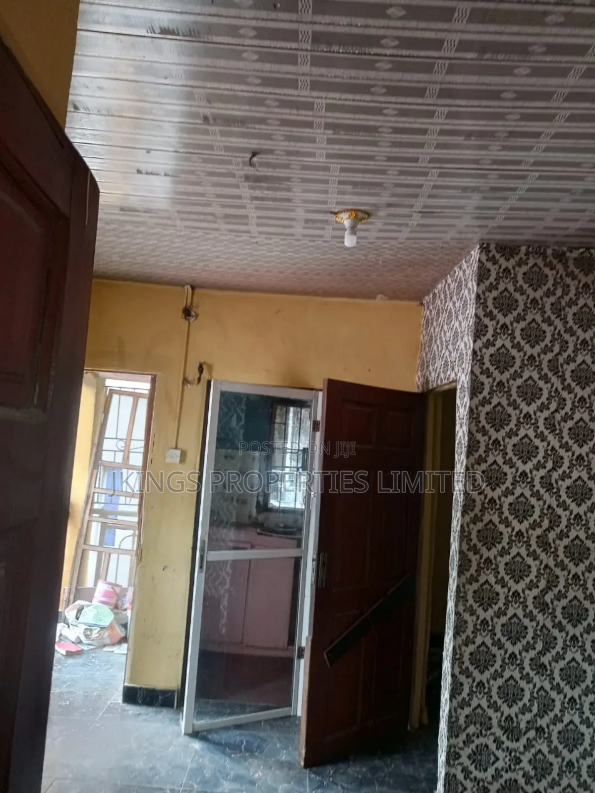 1bdrm Block of Flats in Ogudu Road for rent