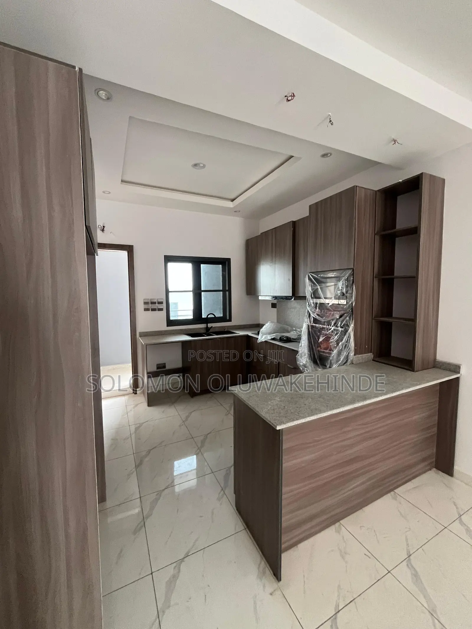 Furnished 3bdrm Apartment in Ikate for sale