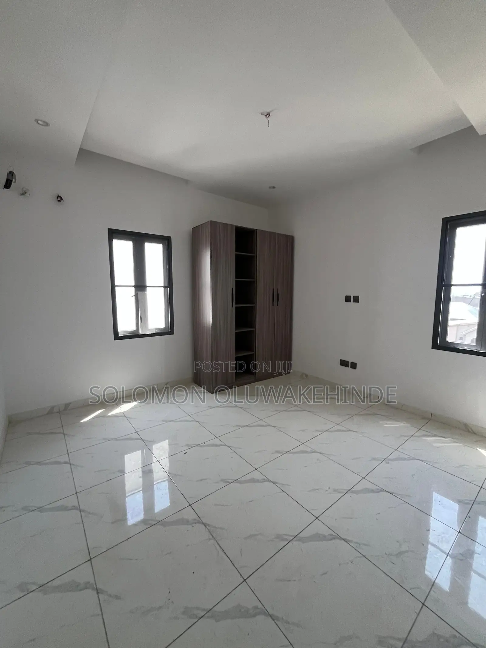 Furnished 3bdrm Apartment in Ikate for sale