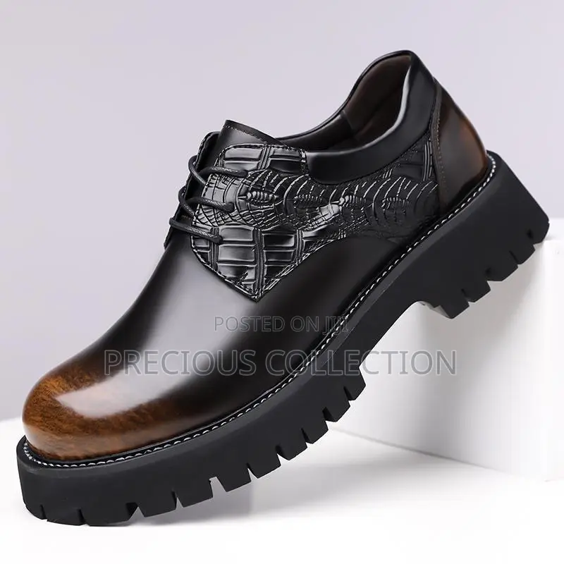 Top Quality Men’S Classic Black and Brown Lace Up Shoe
