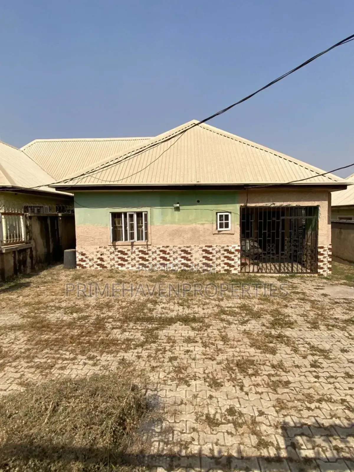 3bdrm Bungalow in Kubwa for sale