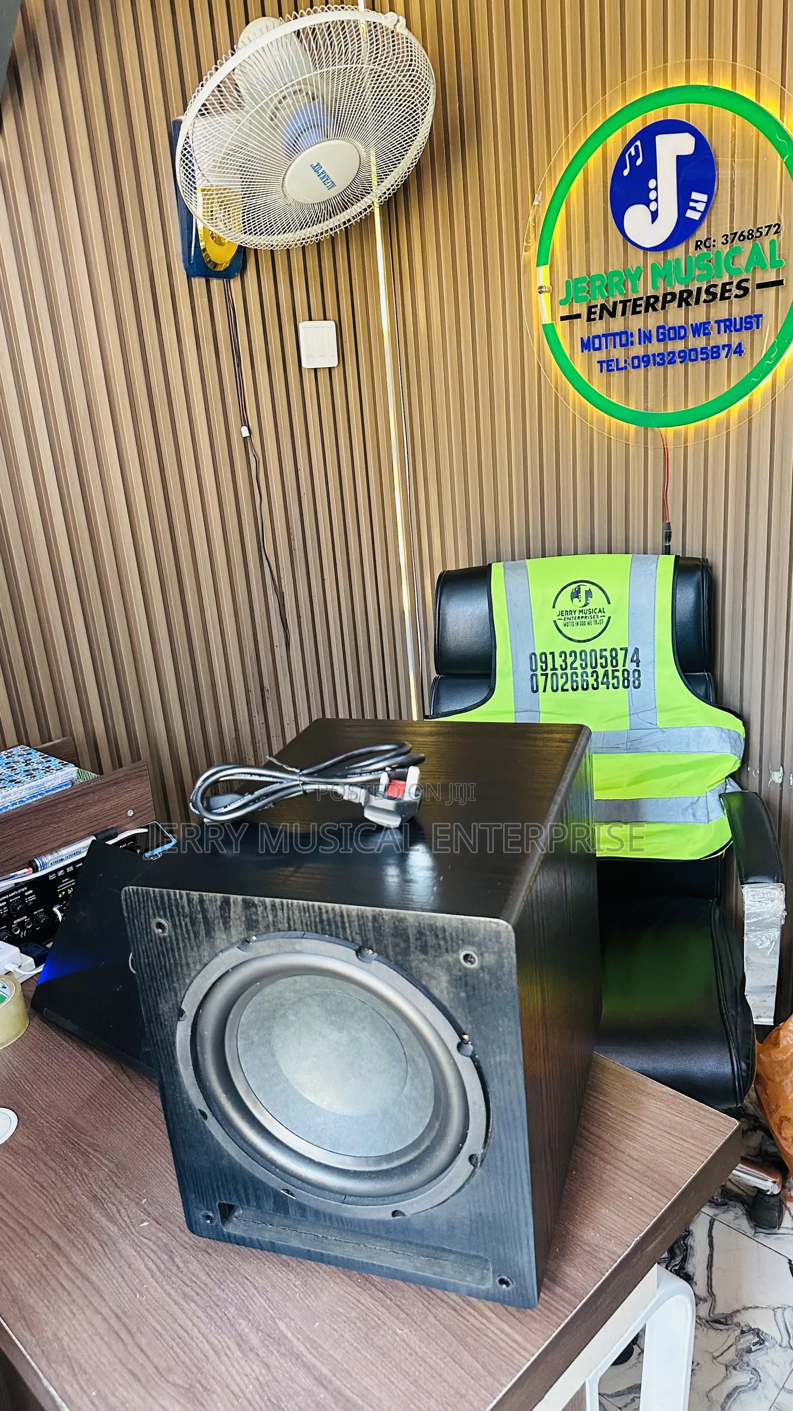 10inches Active Floor Woofer For Ceiling Speakers