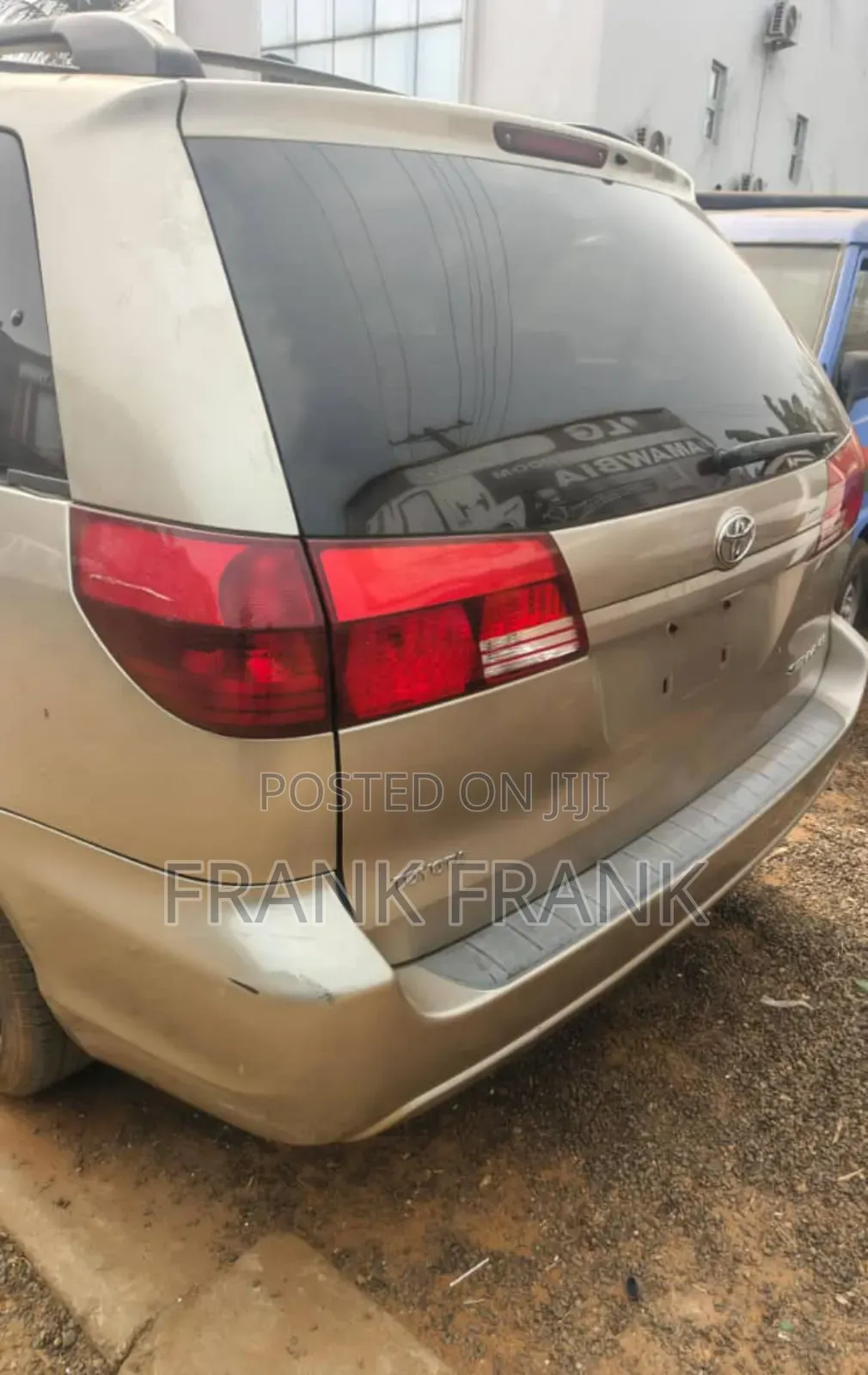 Toyota Sienna 2005 Gold